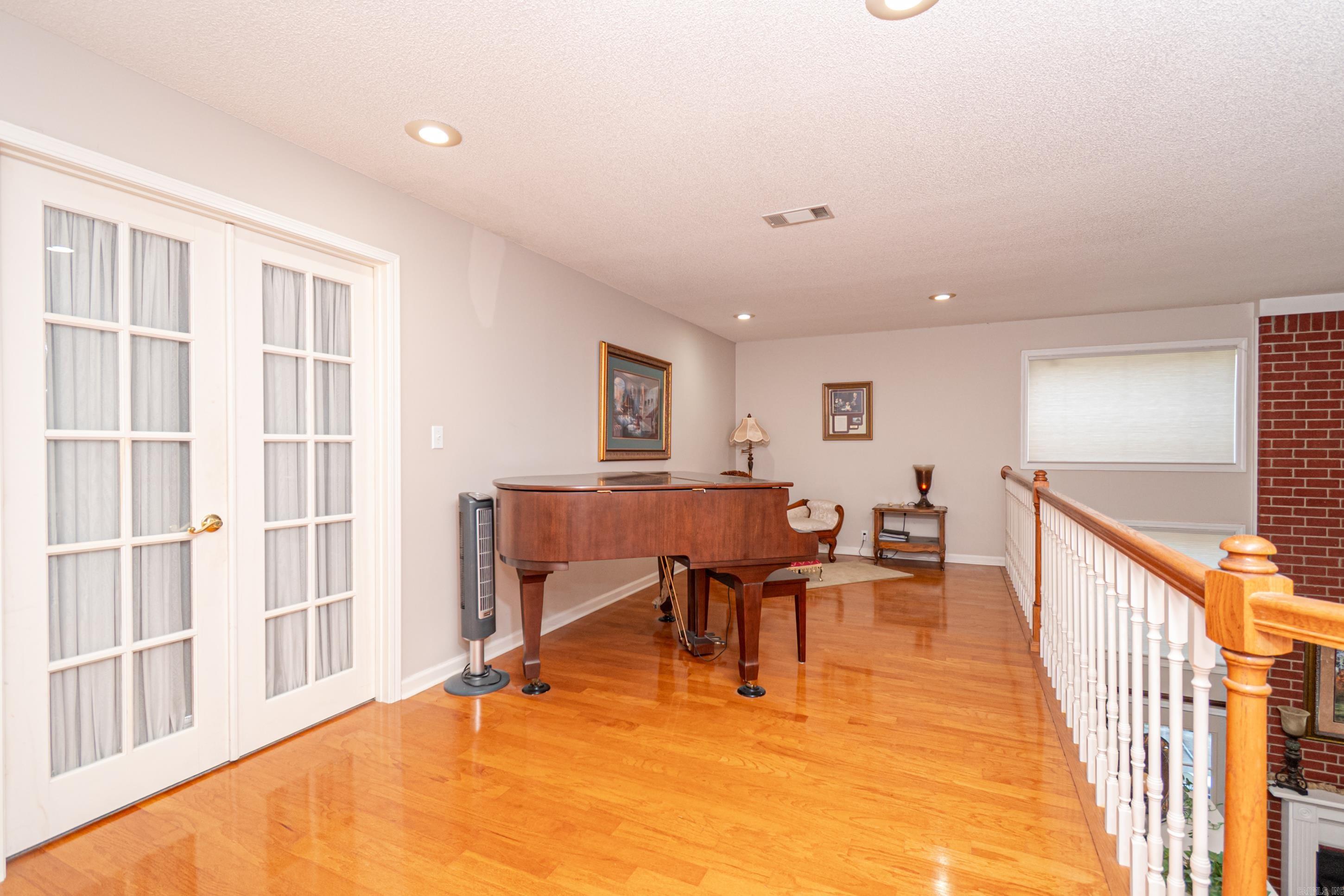 1782 E AR 274 Hwy.  Hampton, AR