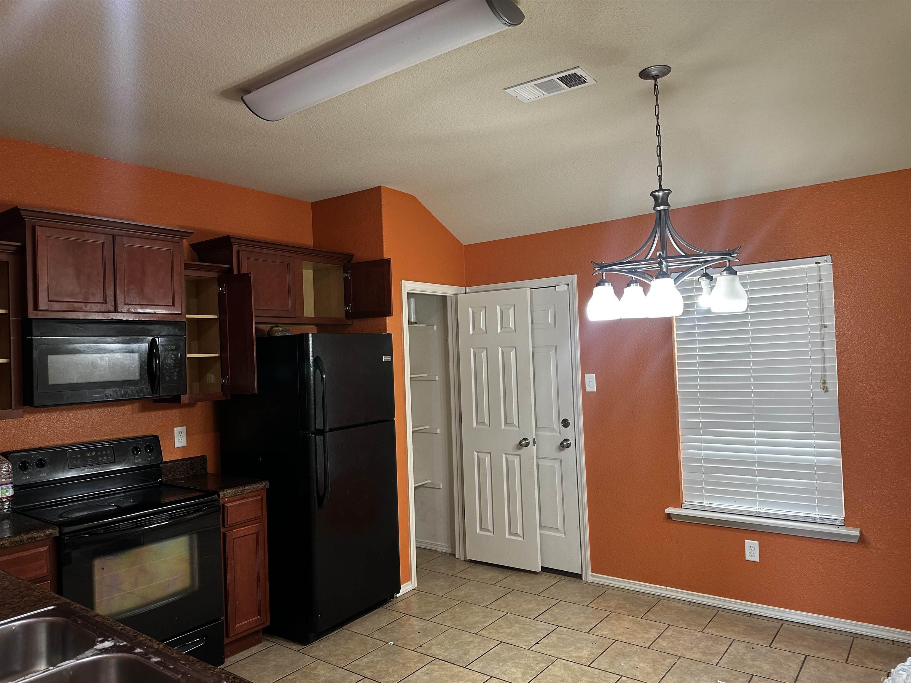 14616 Woodside Place Loop  Alexander, AR