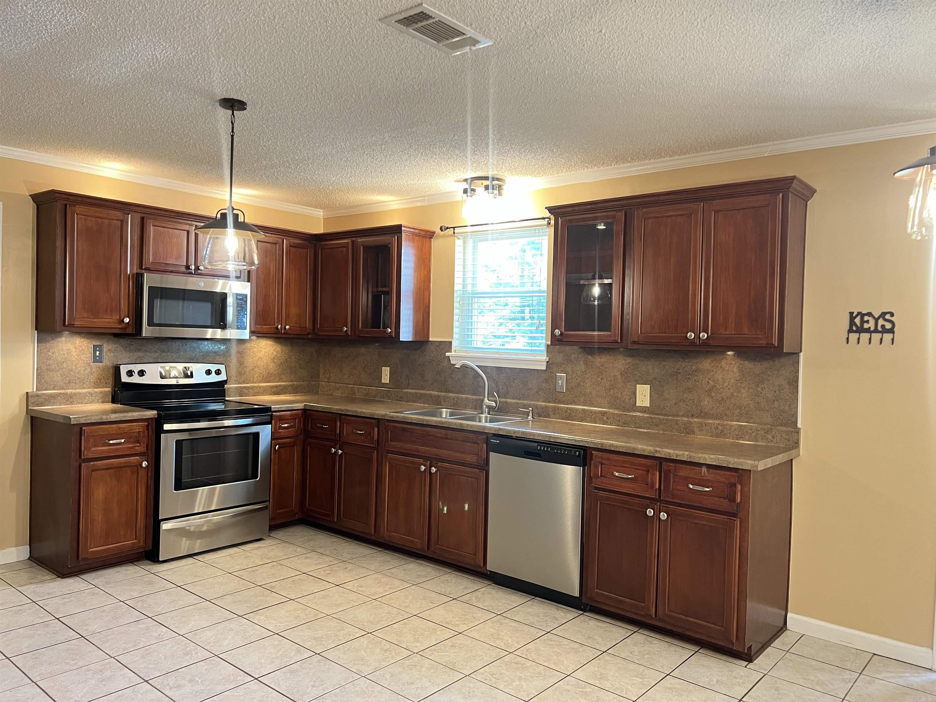 7200 Nell Drive  Pine Bluff, AR