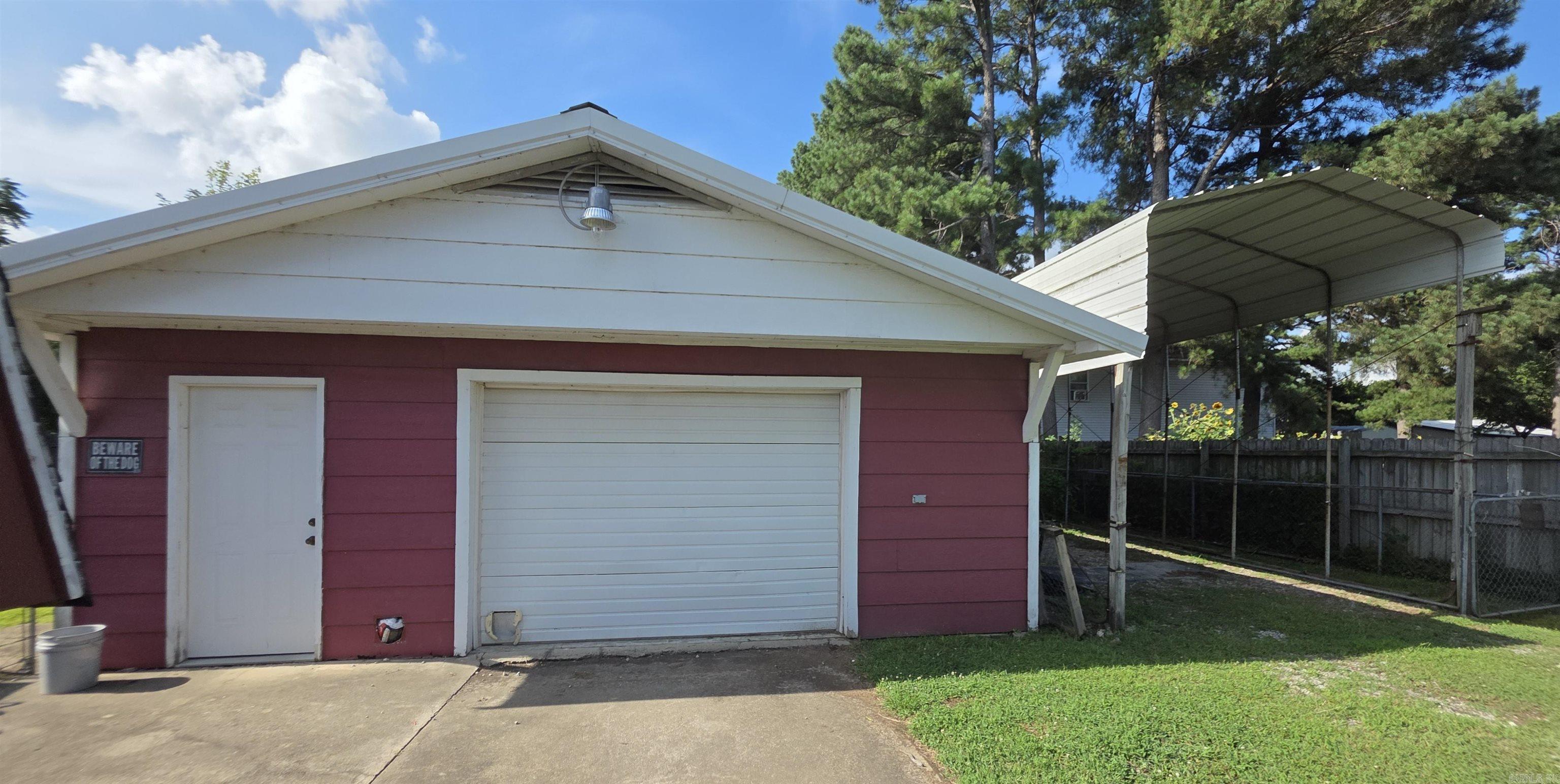 1201 E Court  Paragould, AR