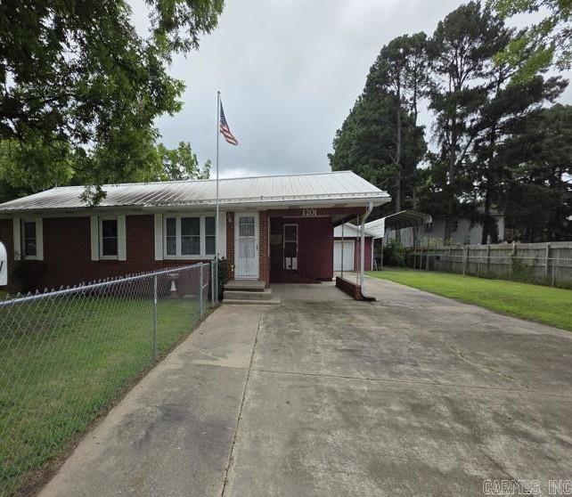 1201 E Court  Paragould, AR