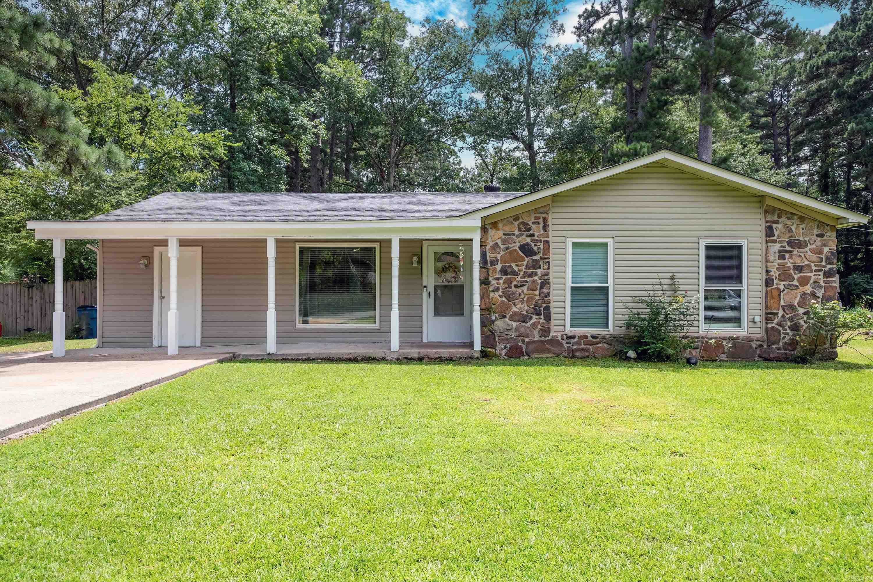 11207 Morningside  Shannon Hills, AR