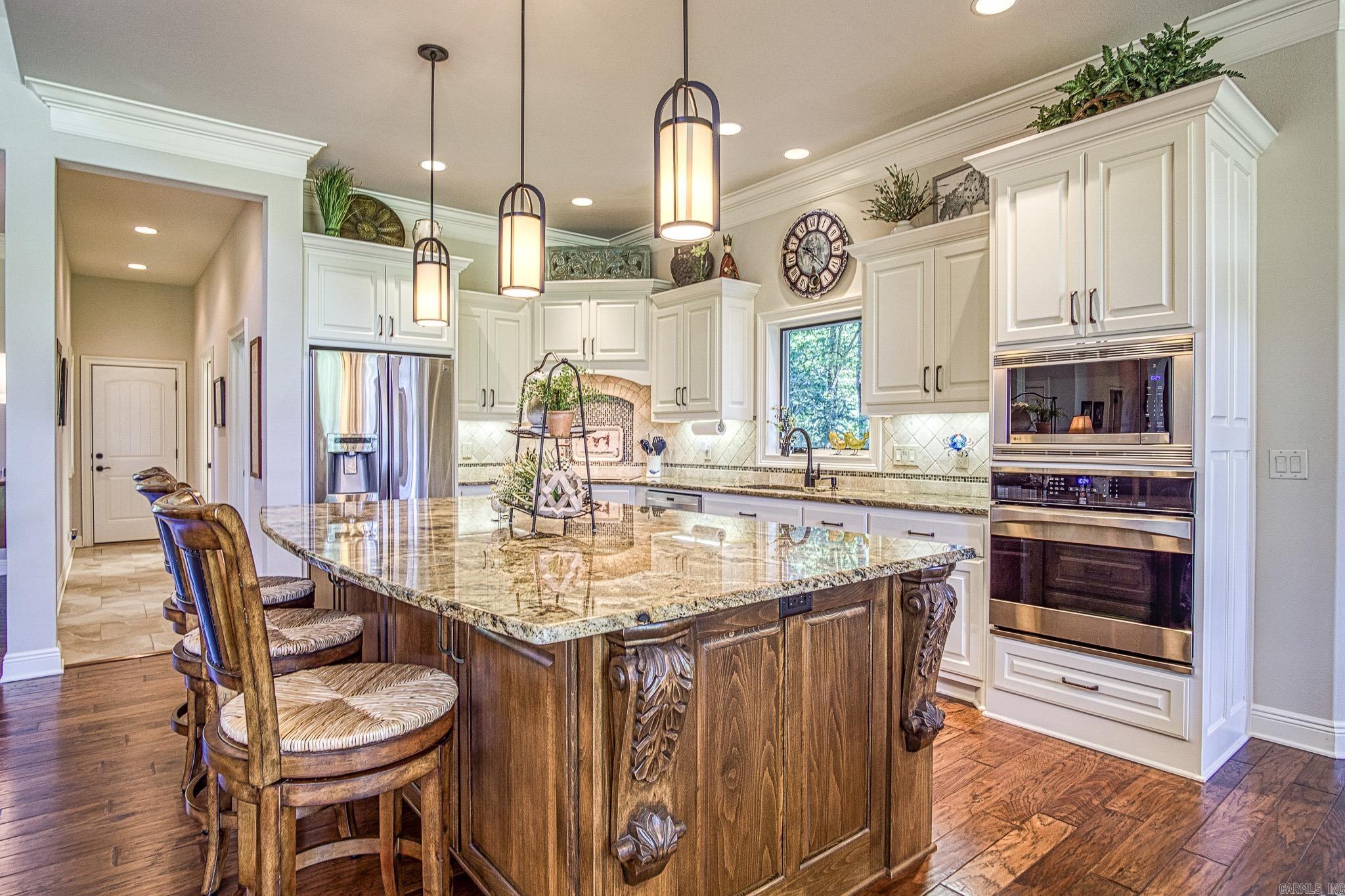 8 Vereda Lane Hot Springs Village, AR 71909
