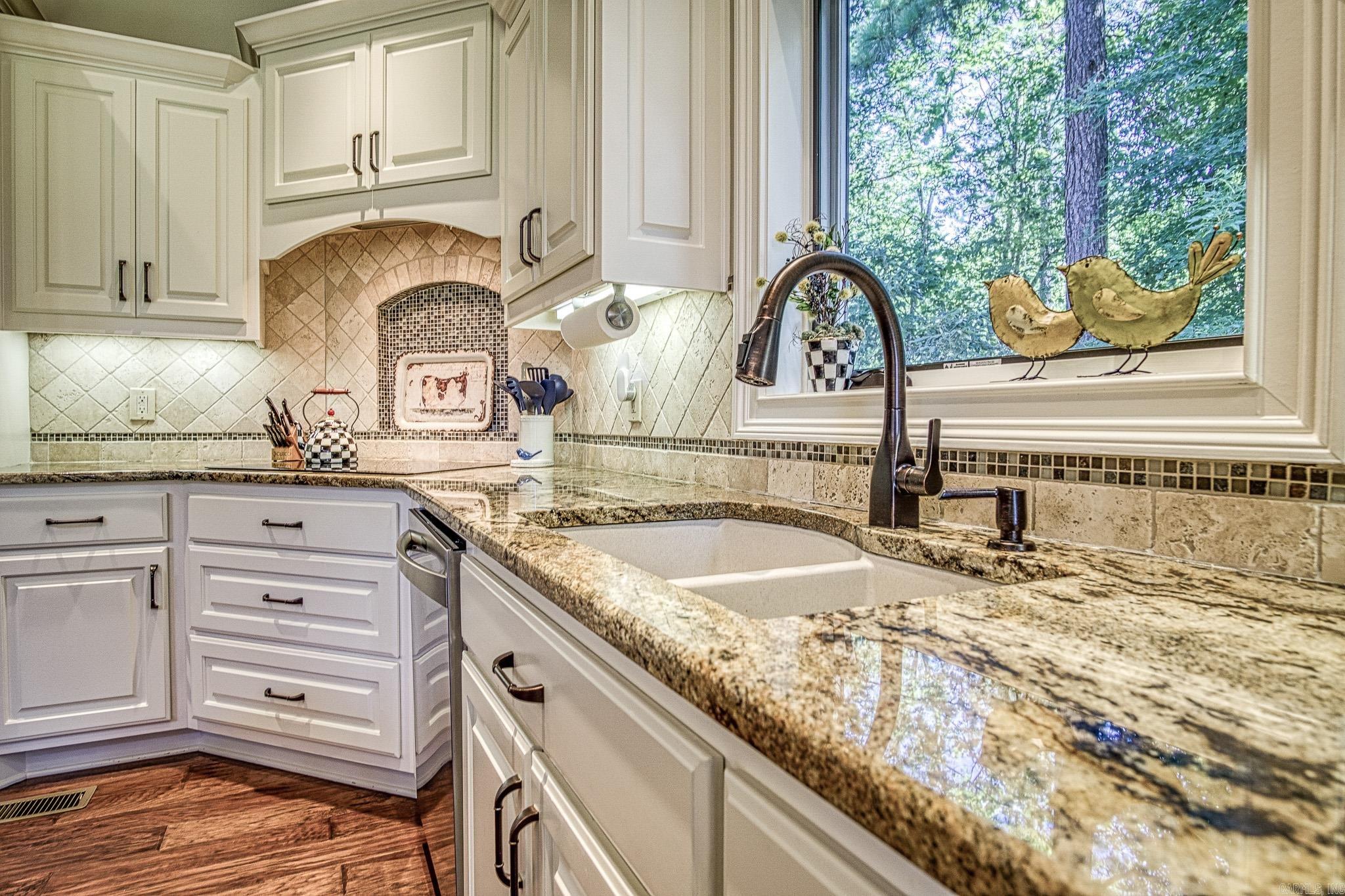 8 Vereda Lane Hot Springs Village, AR 71909