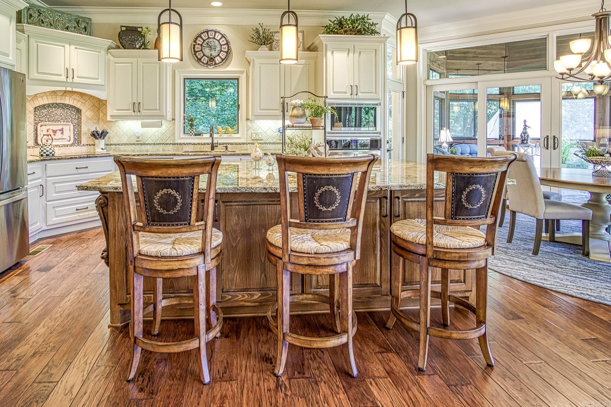 8 Vereda Lane Hot Springs Village, AR 71909