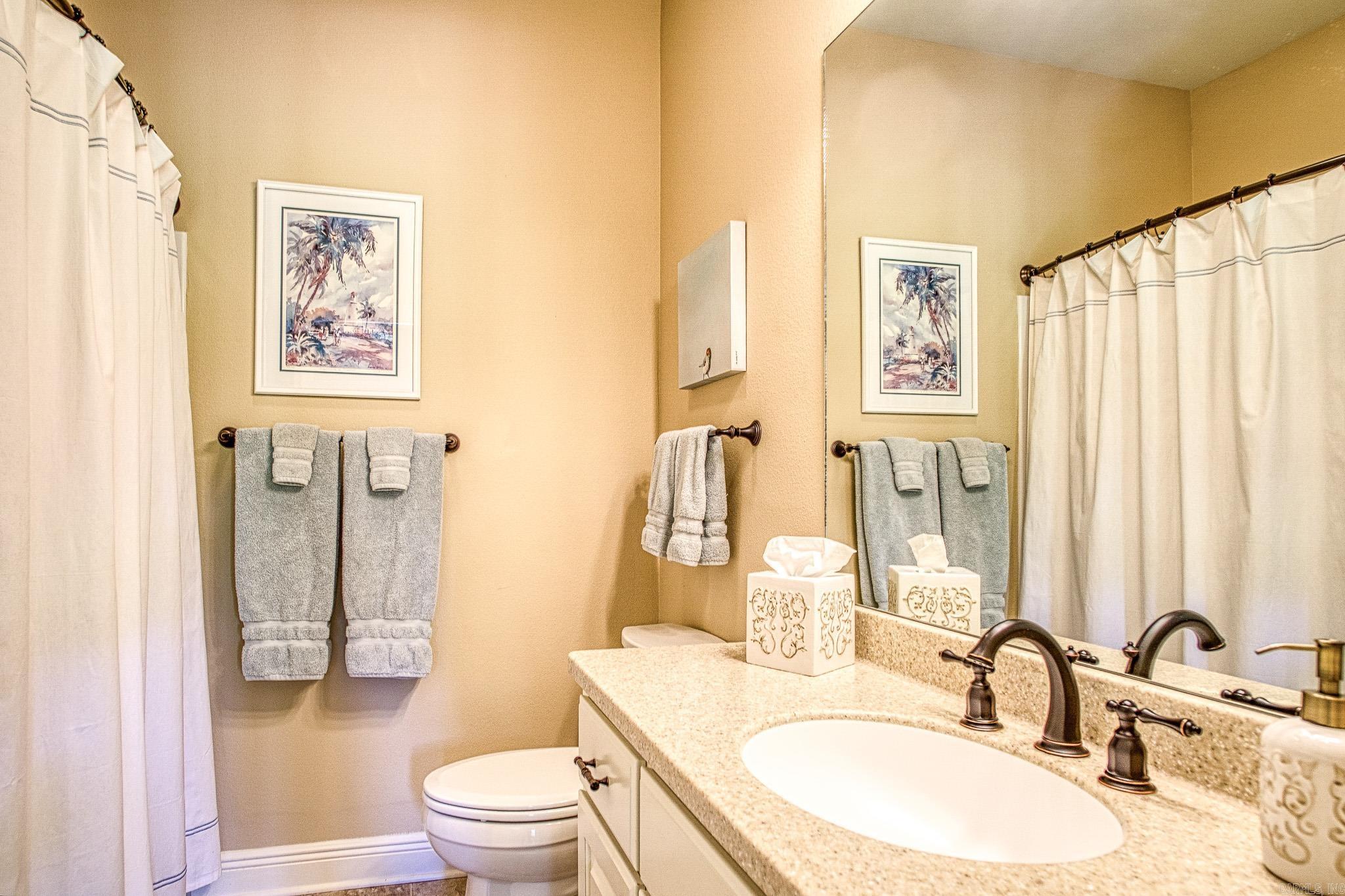 8 Vereda Lane Hot Springs Village, AR 71909