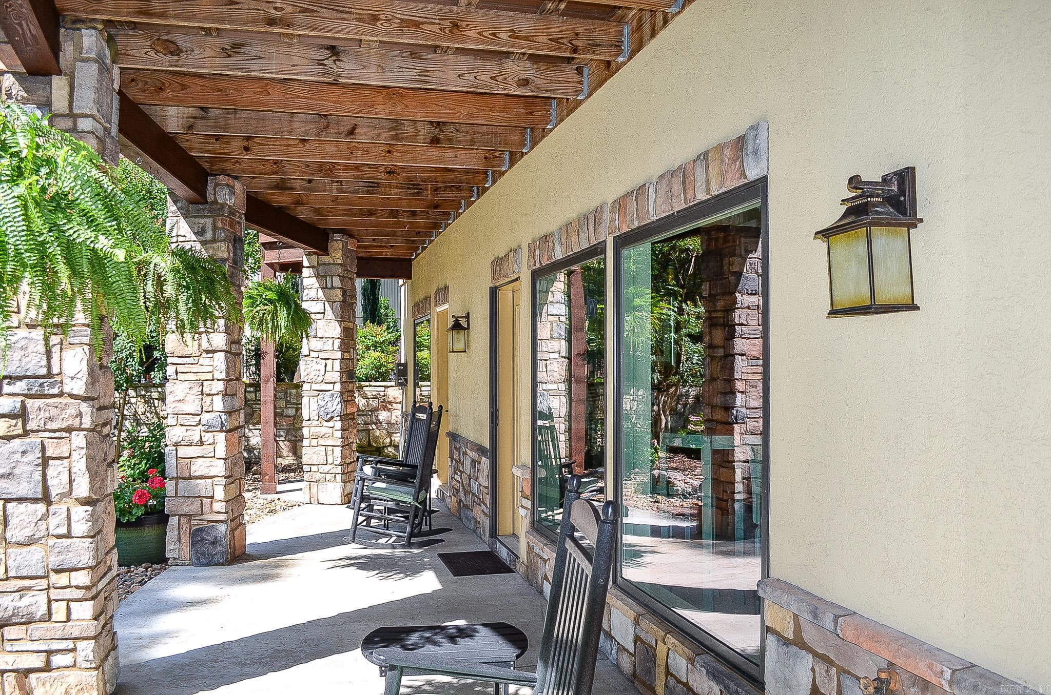 8 Vereda Lane Hot Springs Village, AR 71909