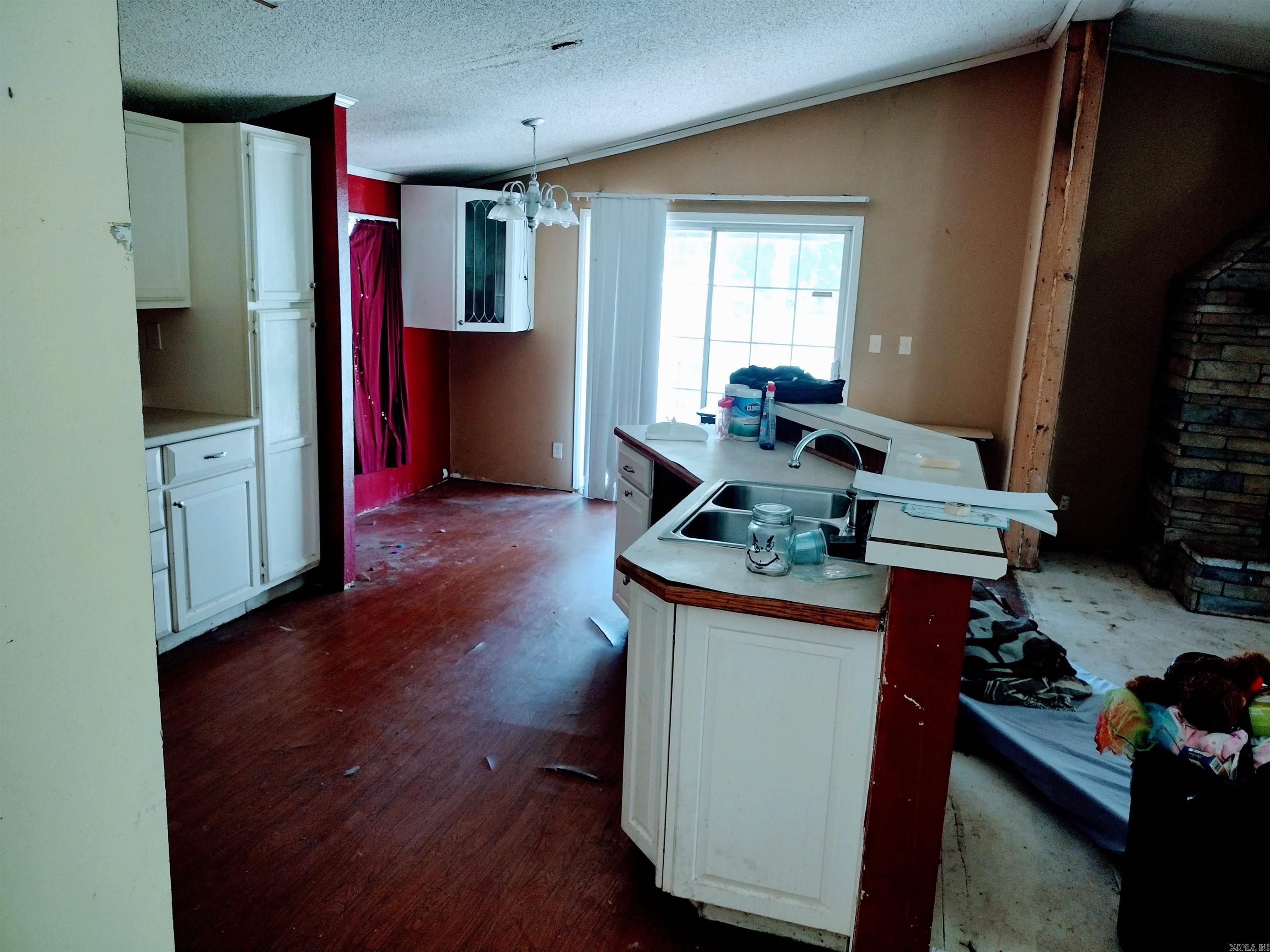 146 Northcut Road  Mountain View, AR
