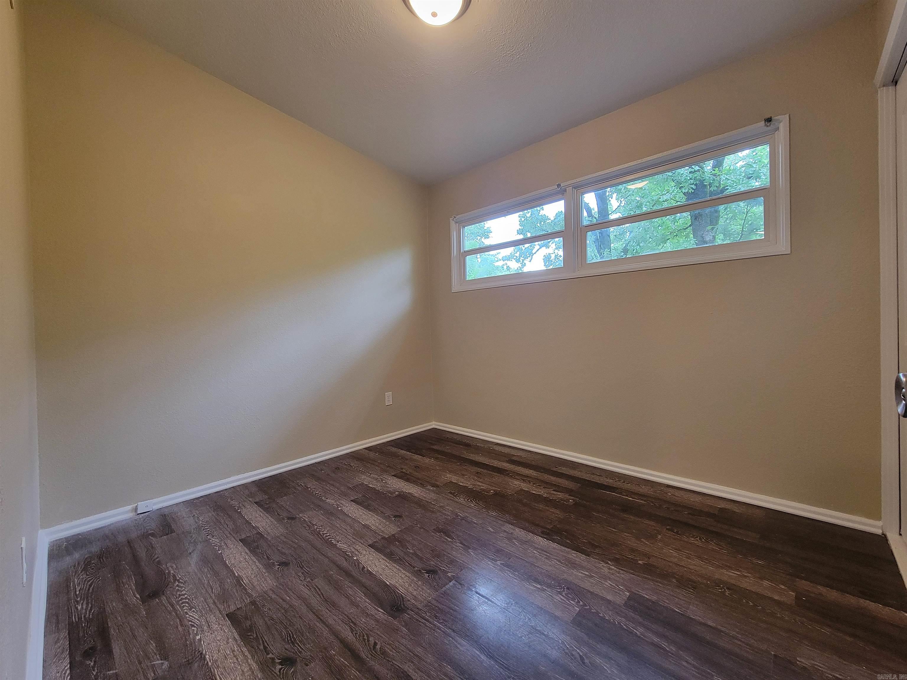 27 Westmont Cir  Little Rock, AR