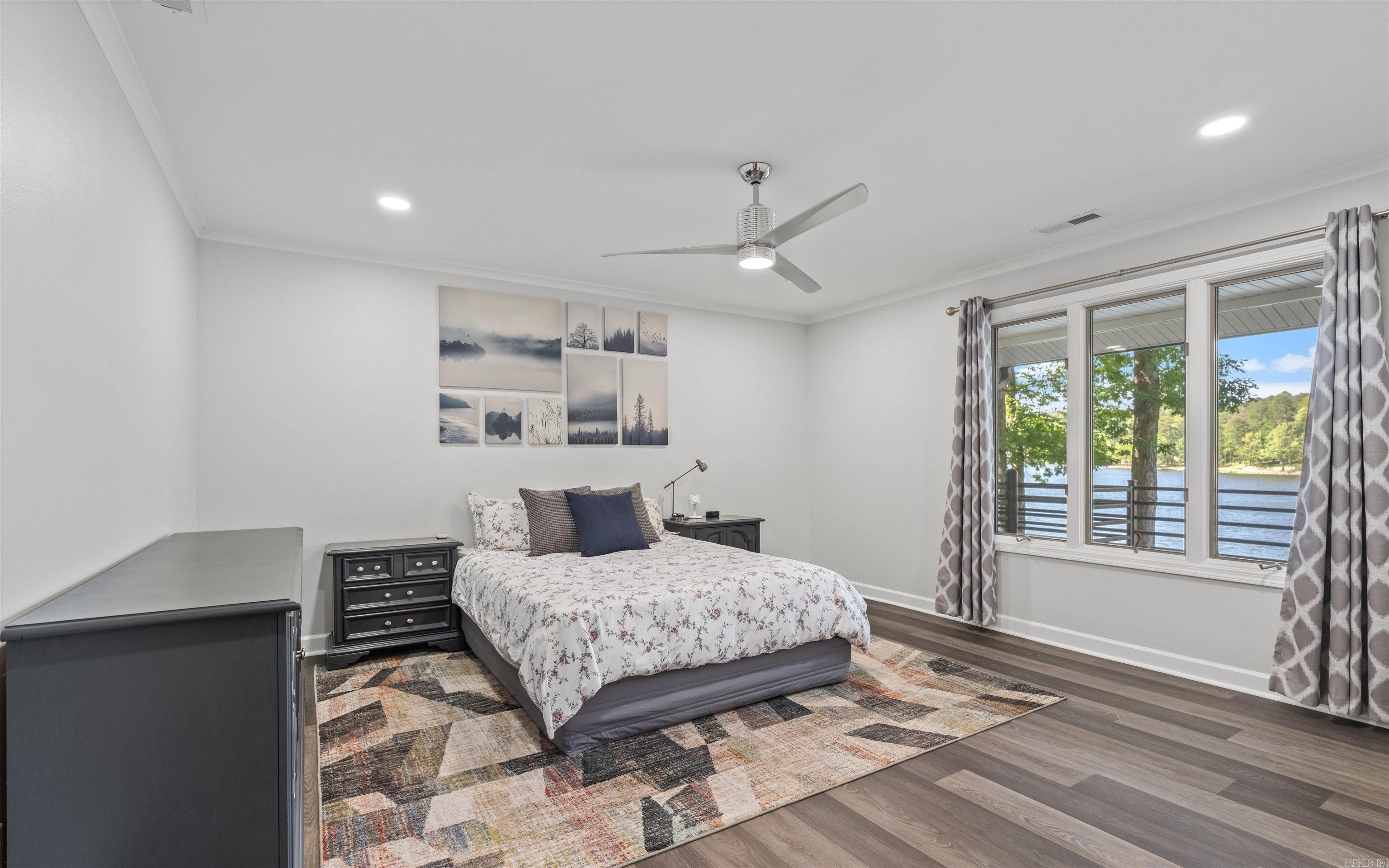 9 Llana  Hot Springs Village, AR