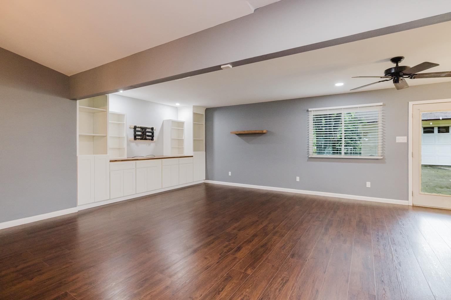 2412 Denise  Benton, AR