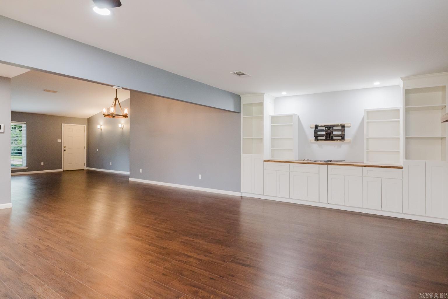 2412 Denise  Benton, AR