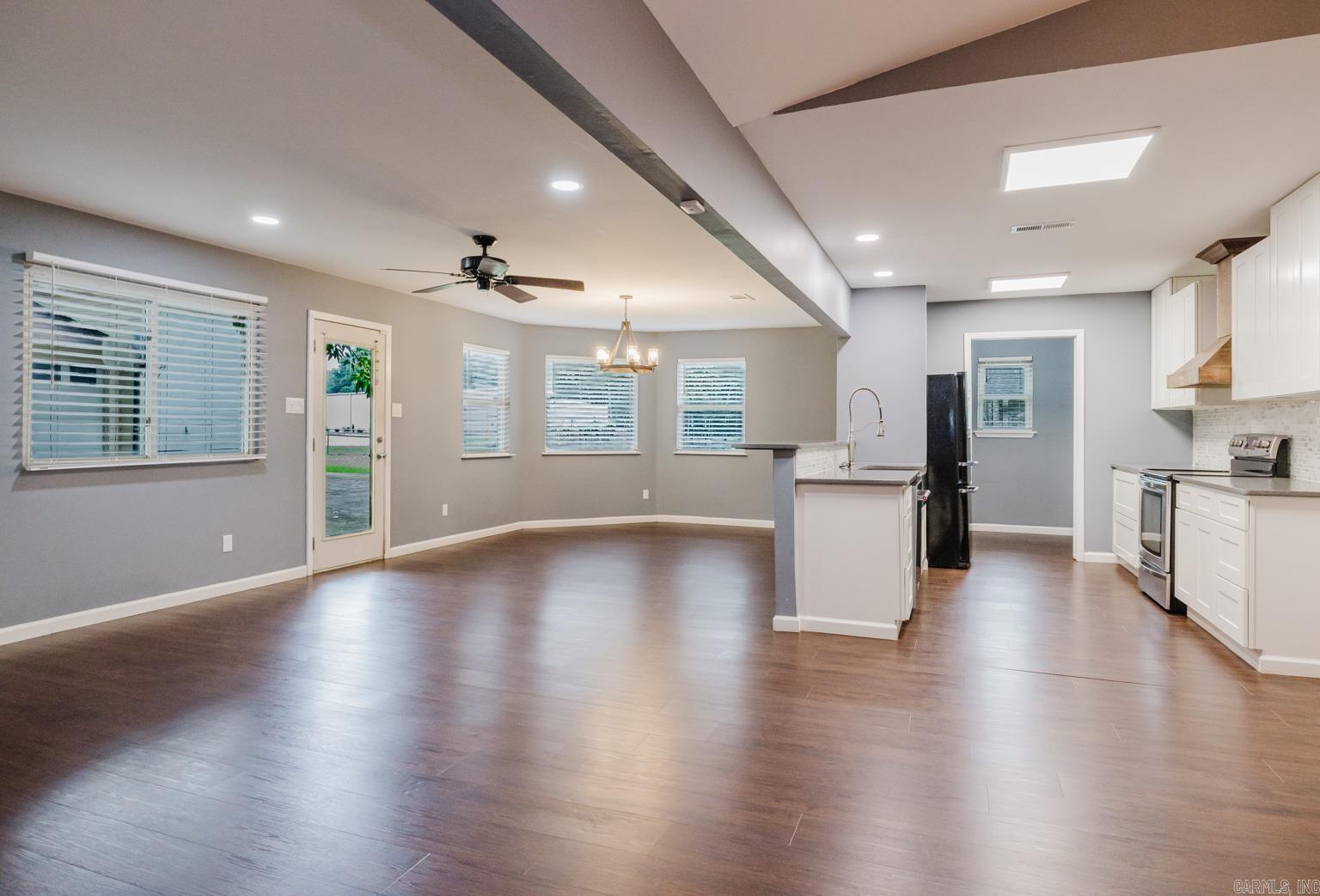 2412 Denise  Benton, AR