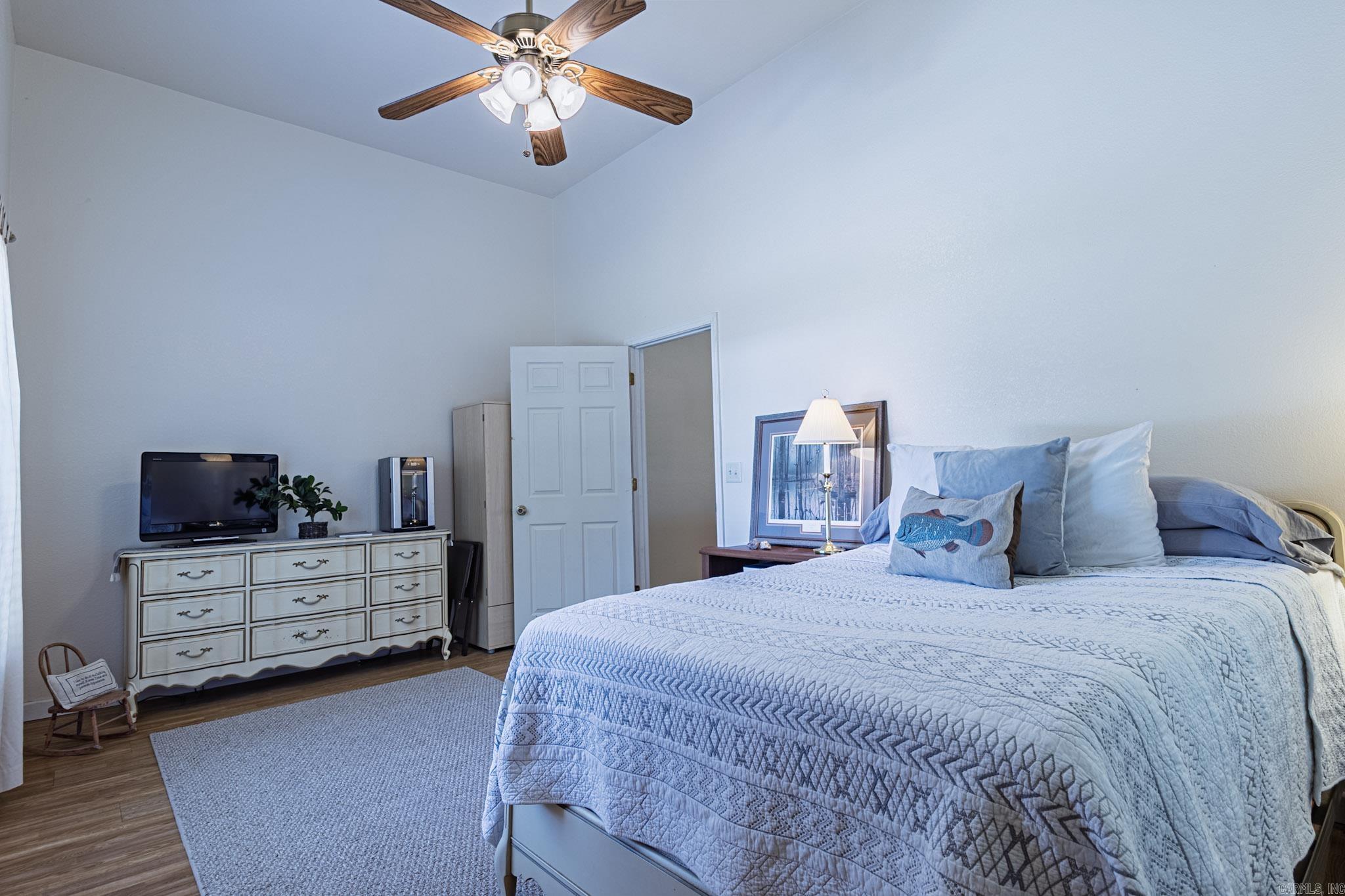 2617 Shipps Drive Norfork, AR 72658