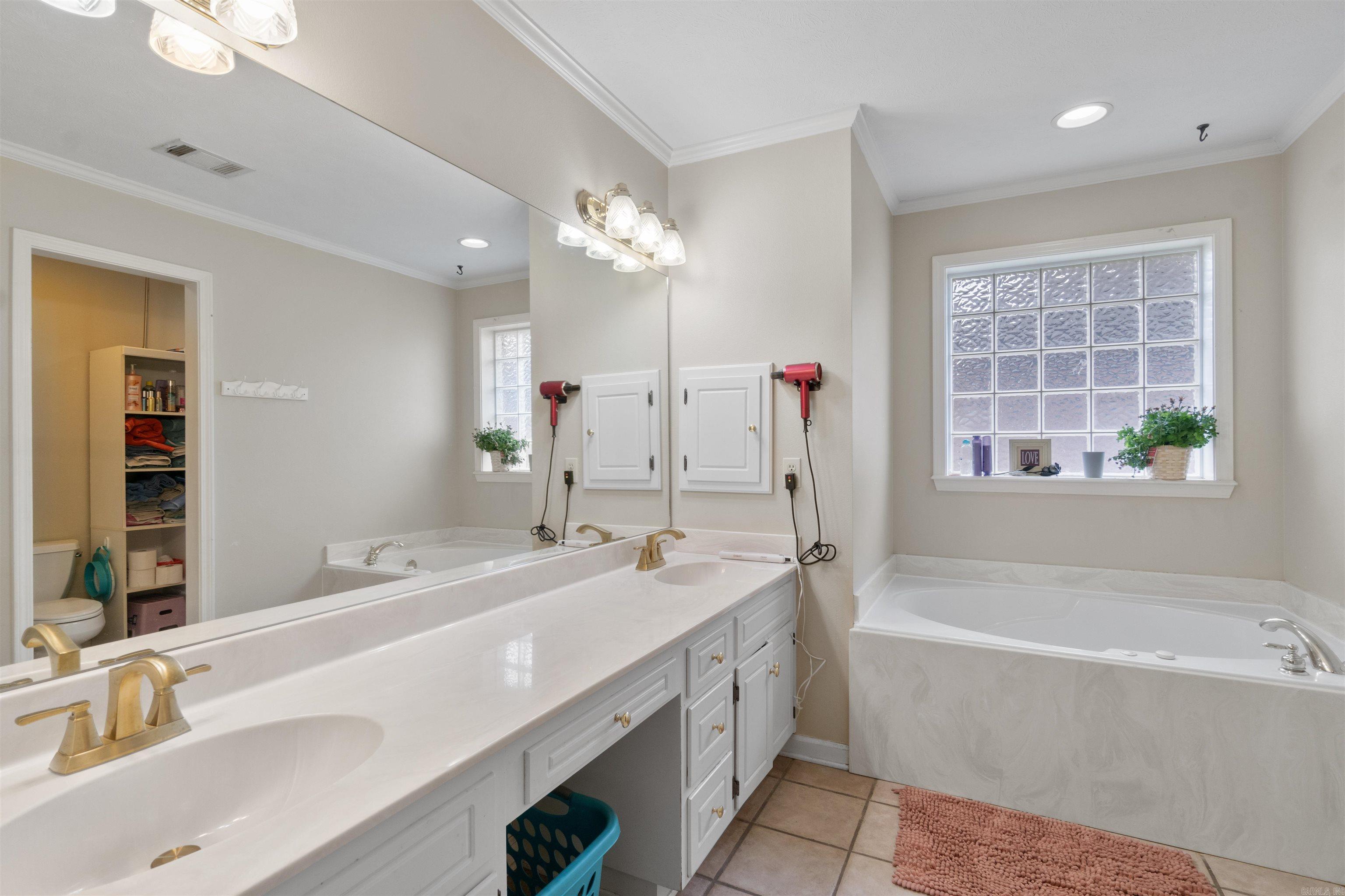 208 Crain Drive  Searcy, AR