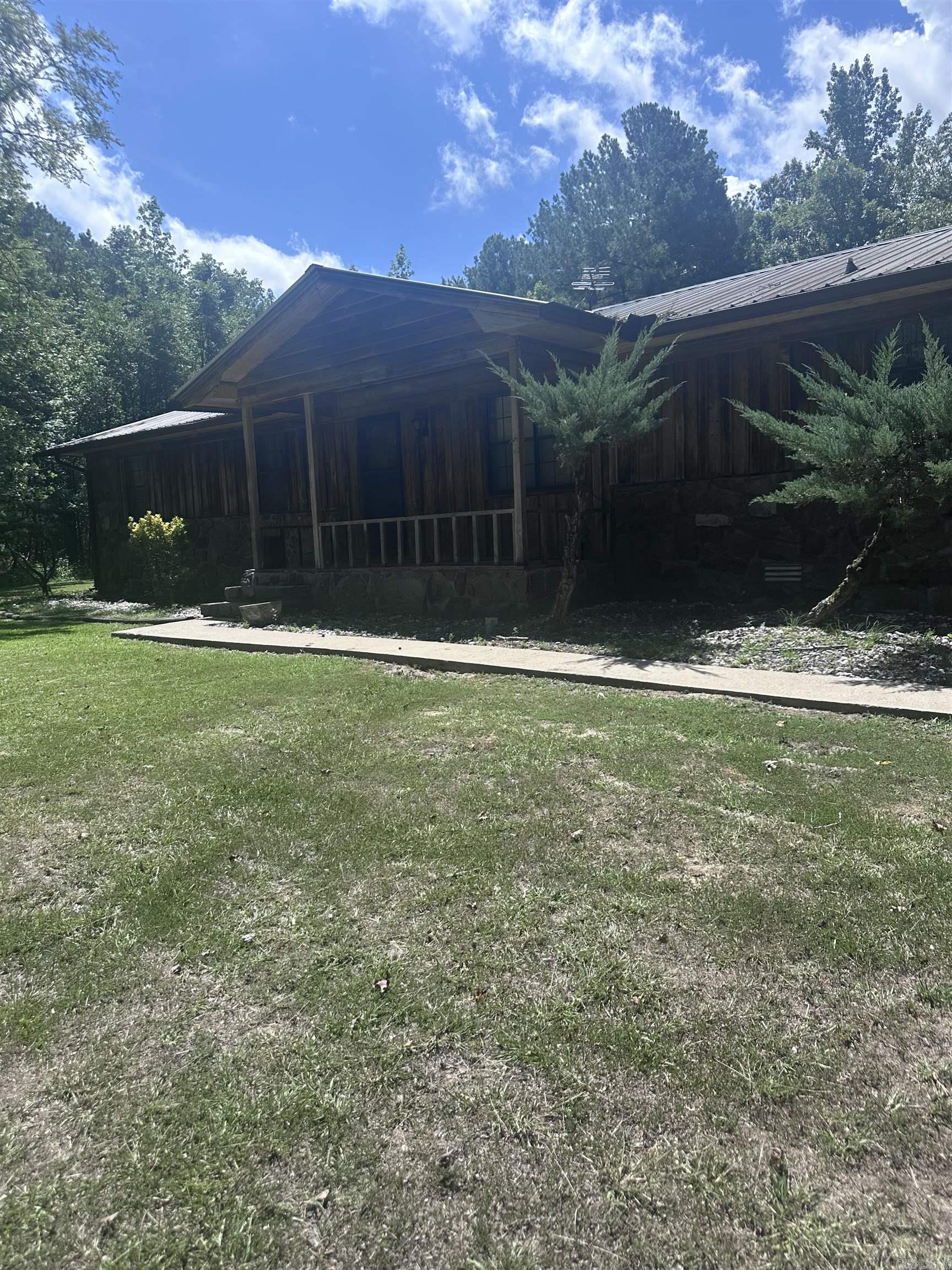 6740 Rayhan RD  Pine Bluff, AR