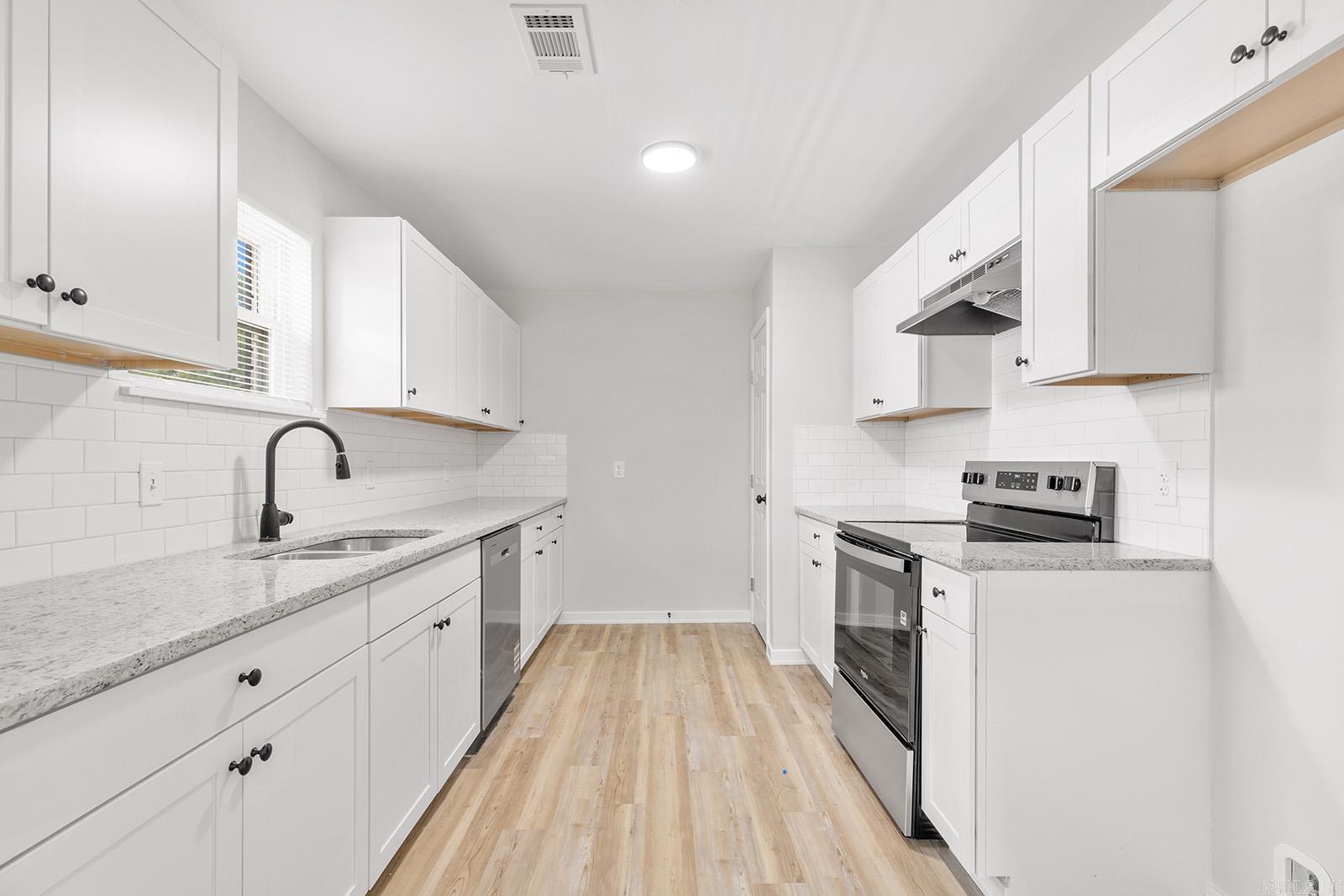 1617 S Valentine  Little Rock, AR