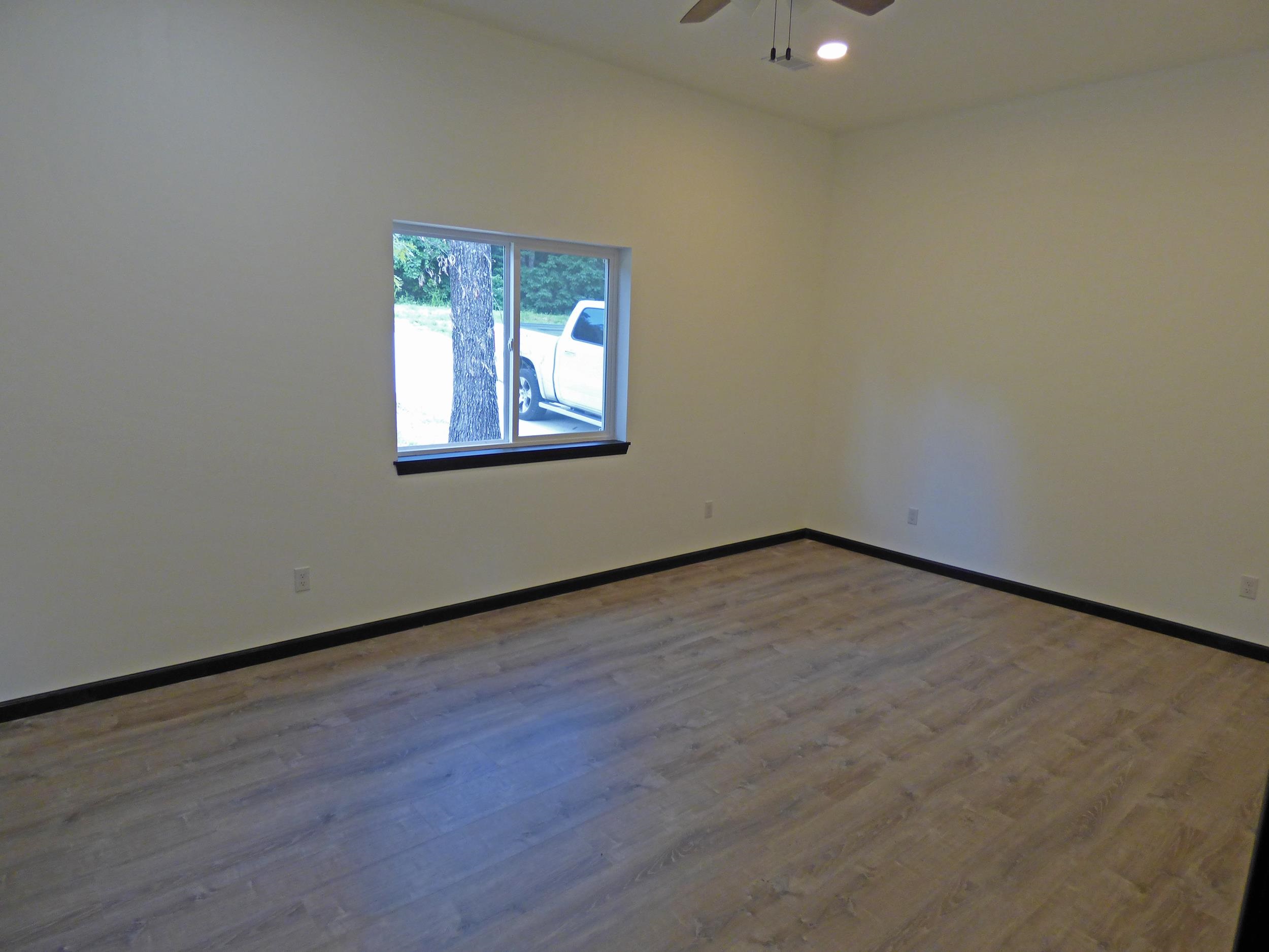 16 Oniatara Lane Cherokee Village, AR 72529