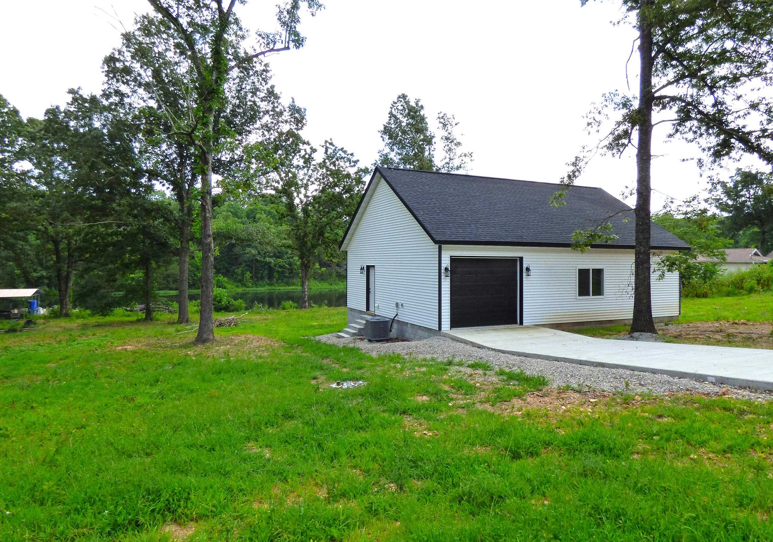 16 Oniatara Lane Cherokee Village, AR 72529