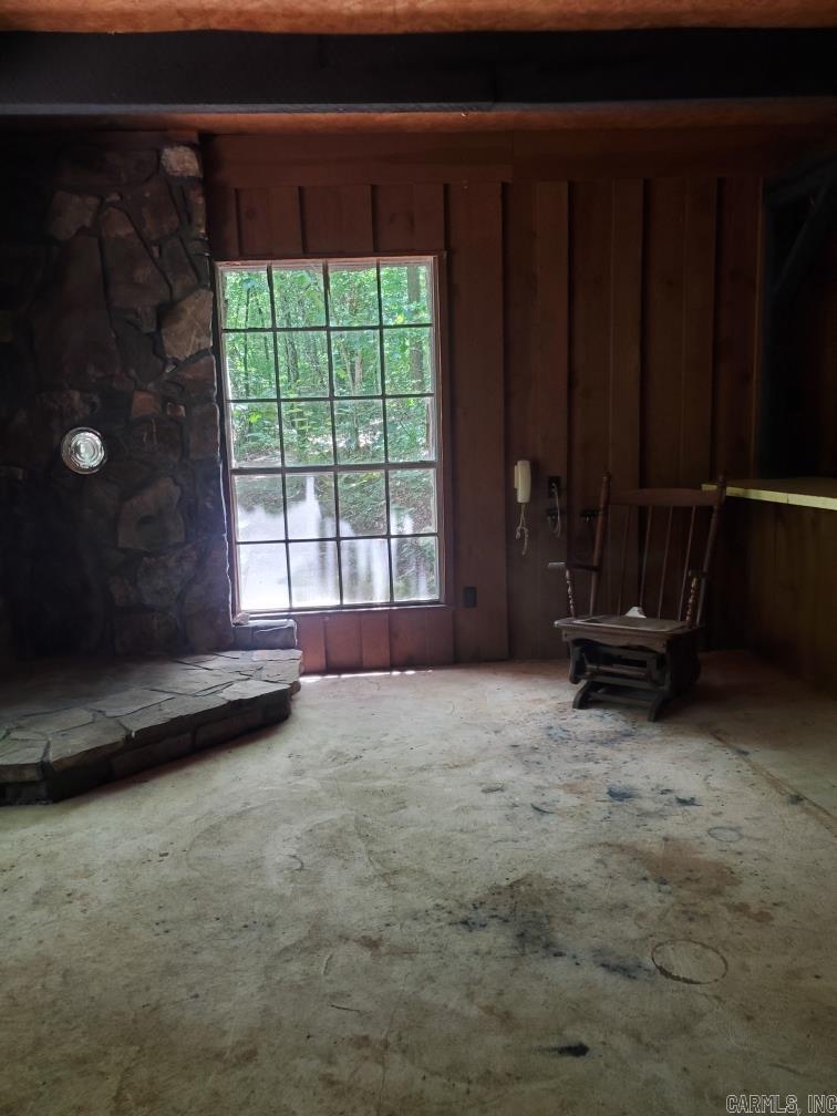 5880 HWY 8 E  Big Fork, AR