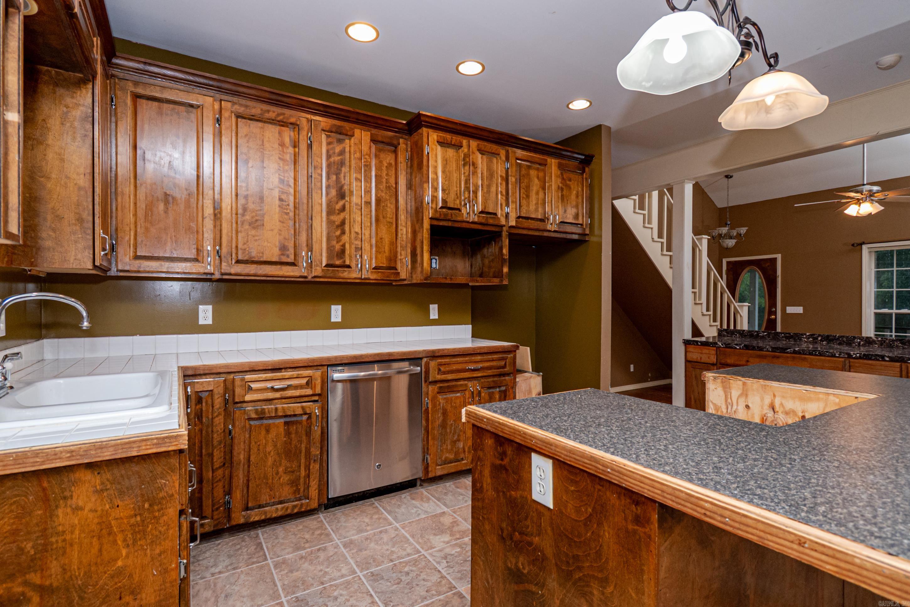 114 Colony East Dr  El Dorado, AR