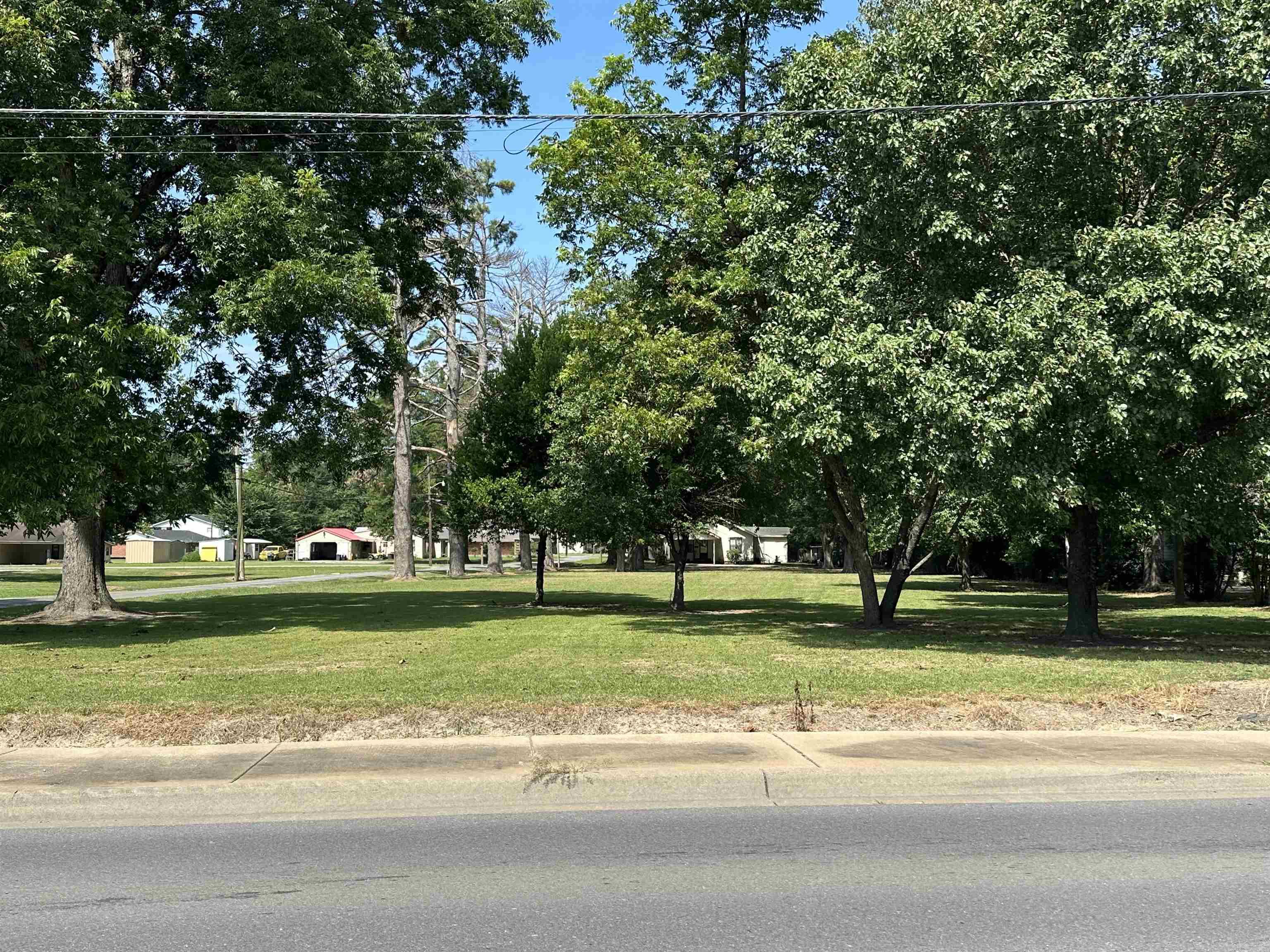 124 S HWY 65  Dumas, AR