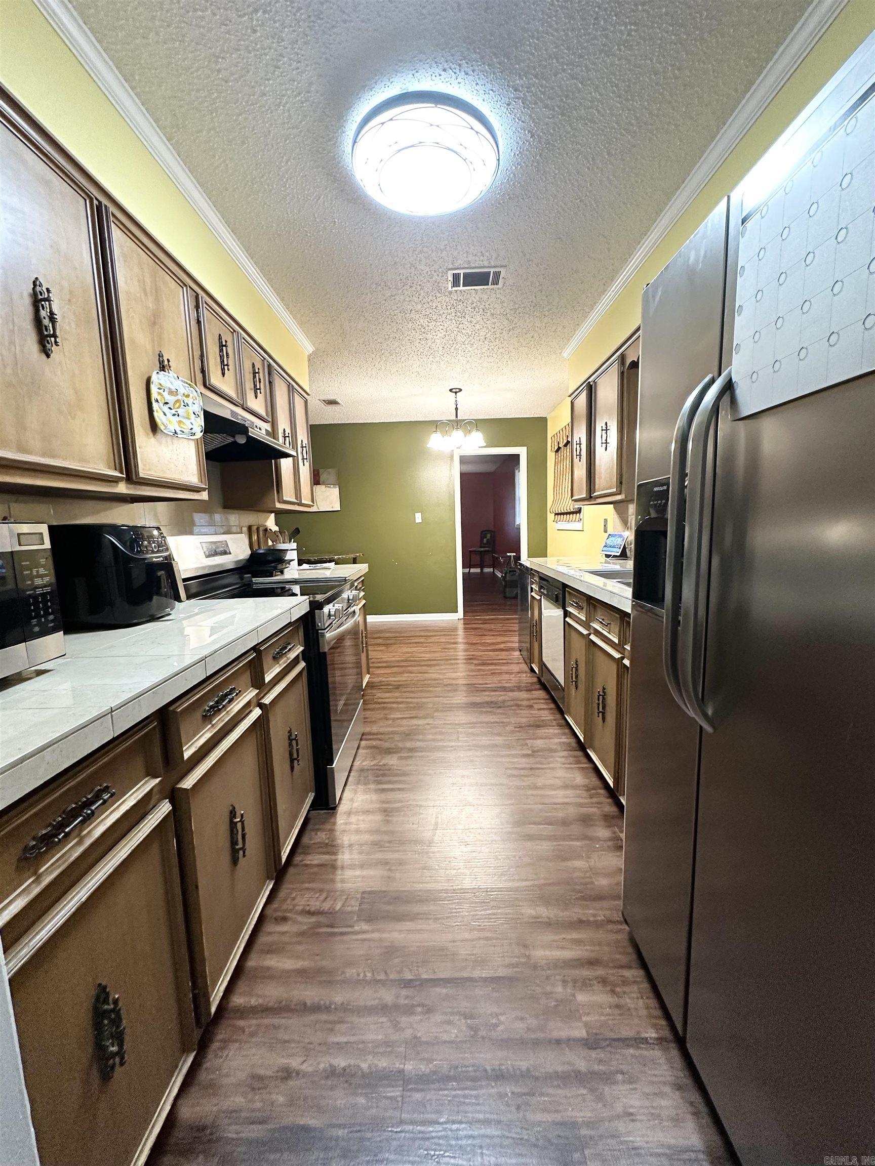 2005 Wellington Dr  Pine Bluff, AR