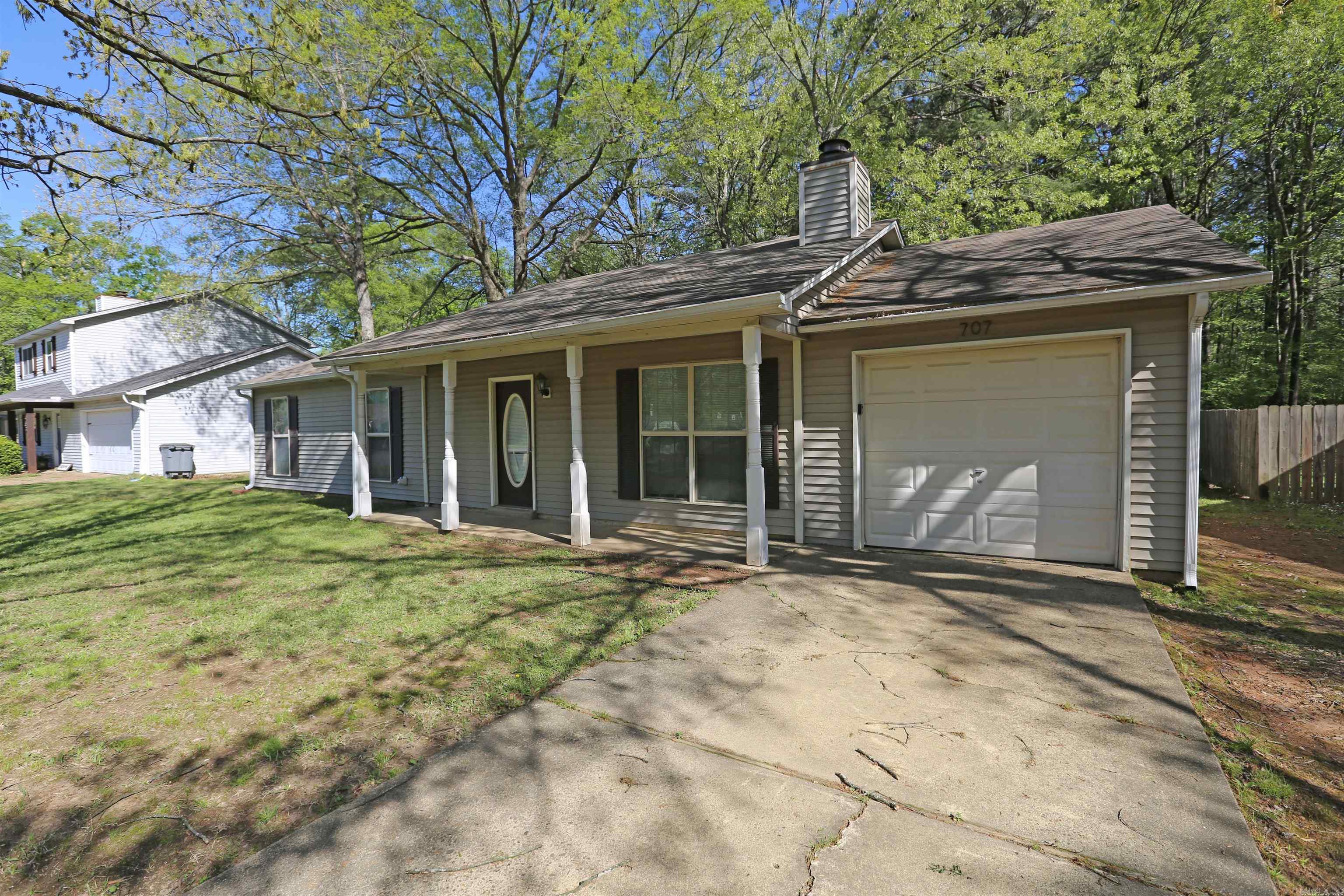 707 Pattywood Drive  Bryant, AR
