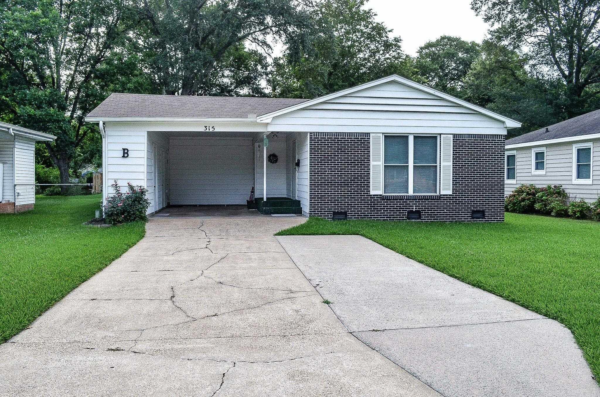315 Troutt  Benton, AR