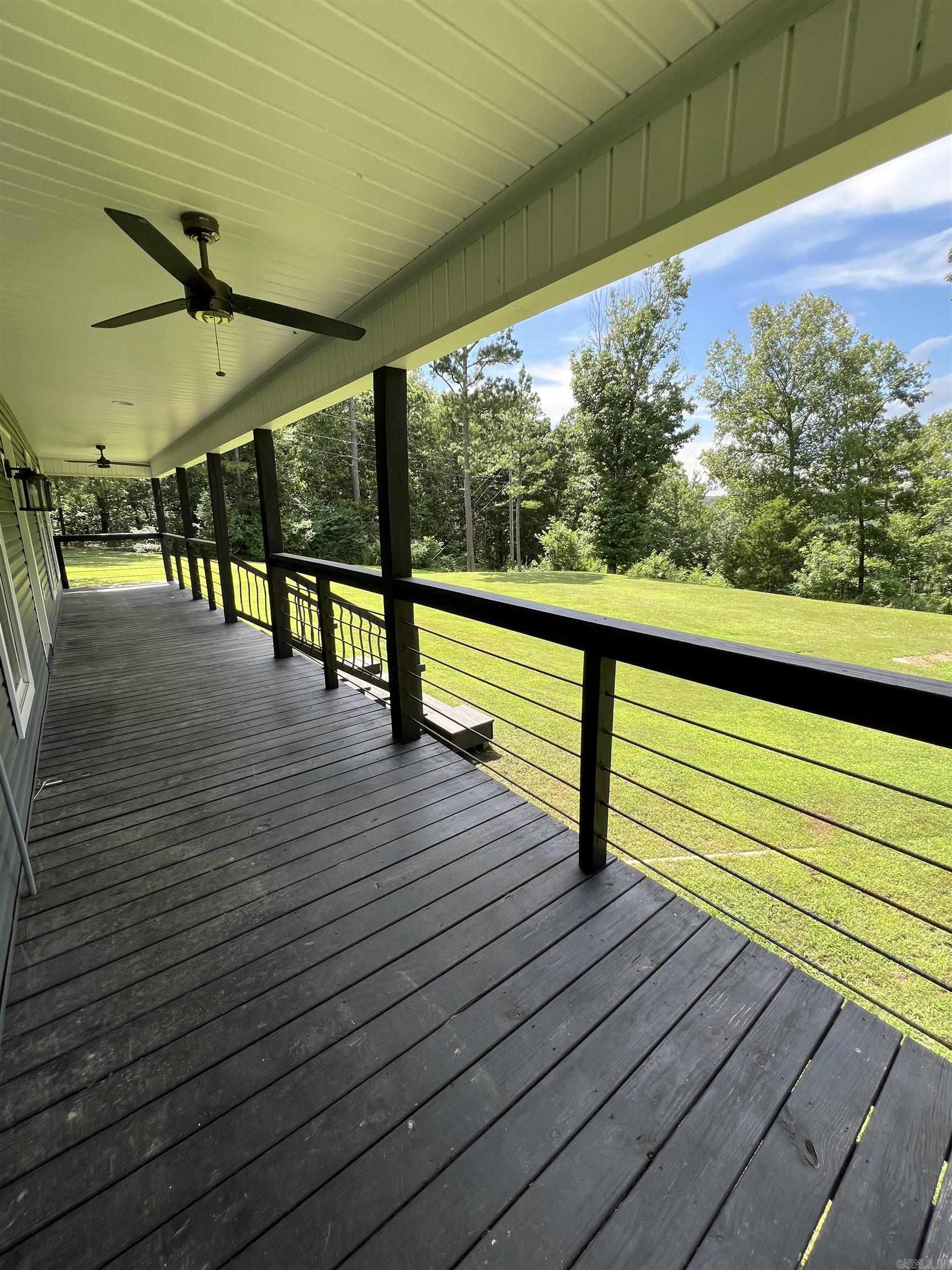 371 Batesville Mountian  Damascus, AR