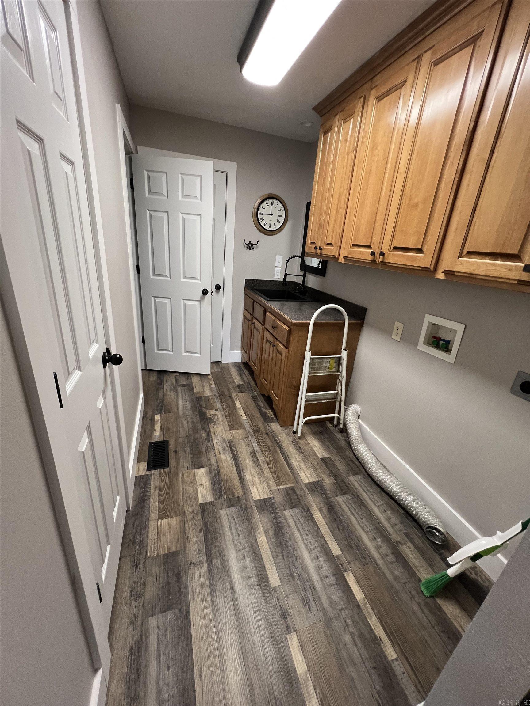 371 Batesville Mountian  Damascus, AR