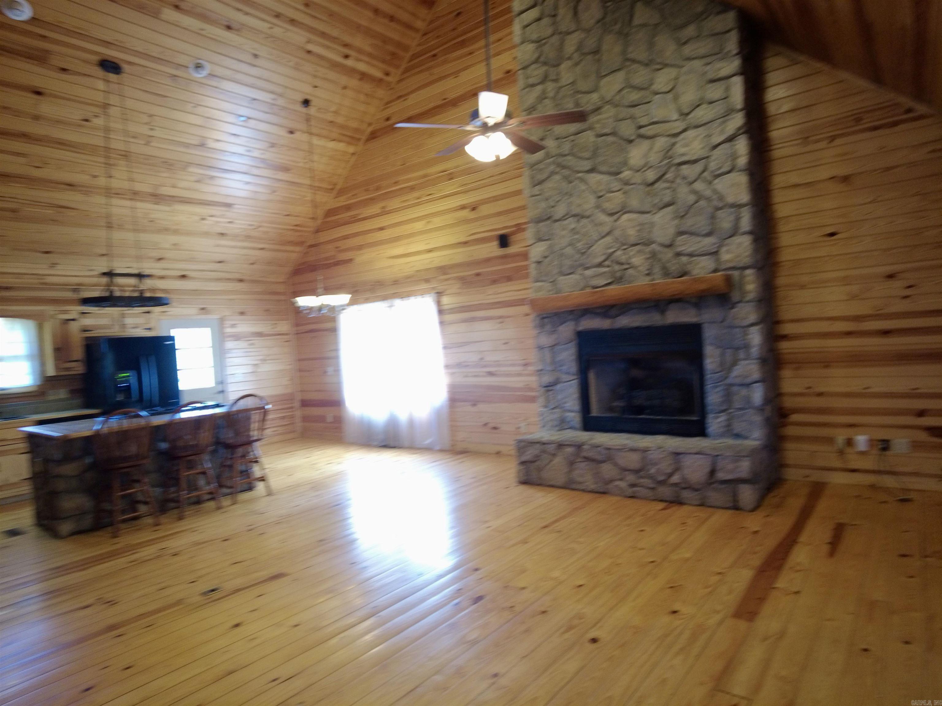 1491 Cedar Hills Dr  Mountain View, AR