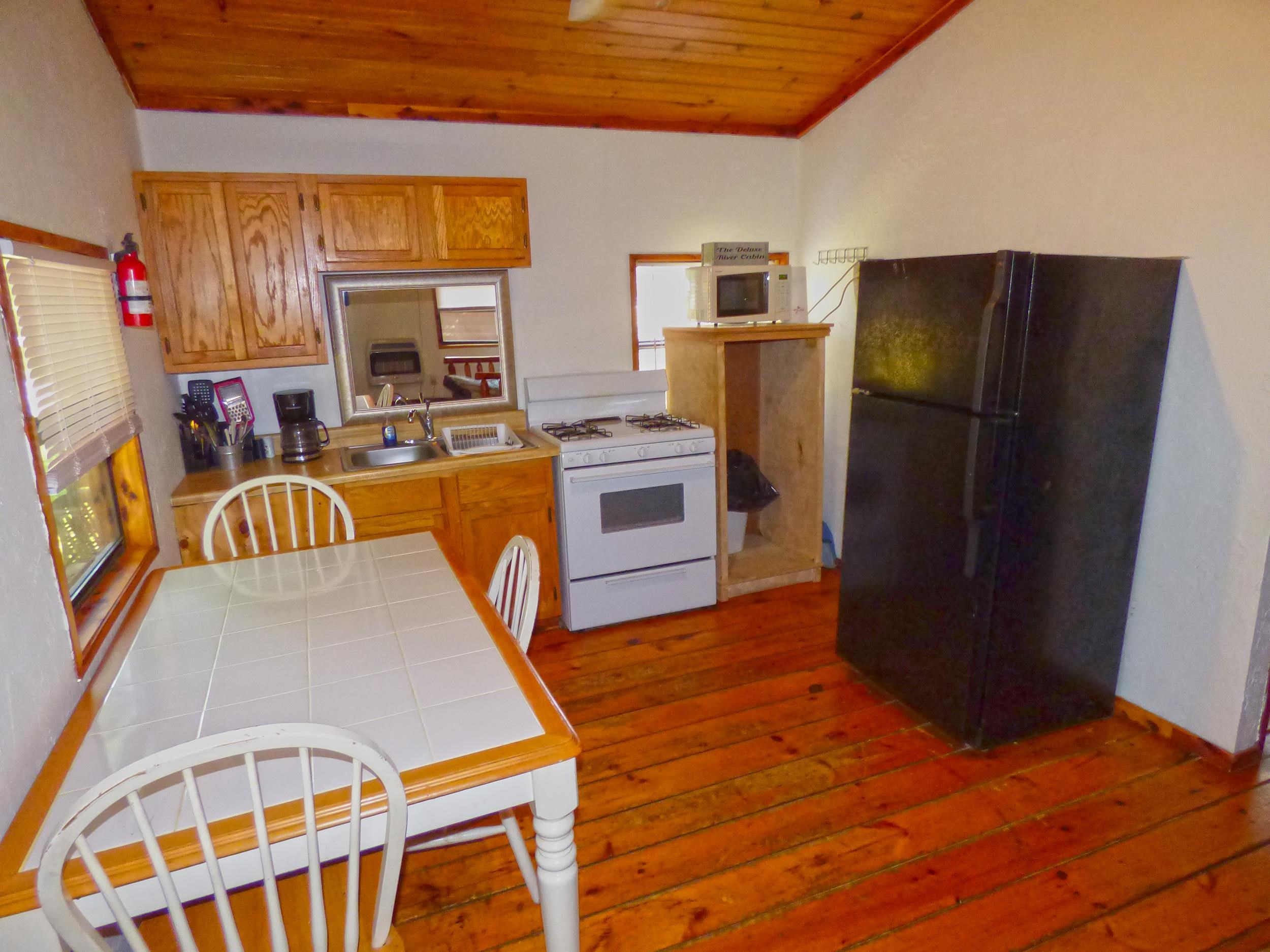 7230 Highway 289 North  Mammoth Spring, AR