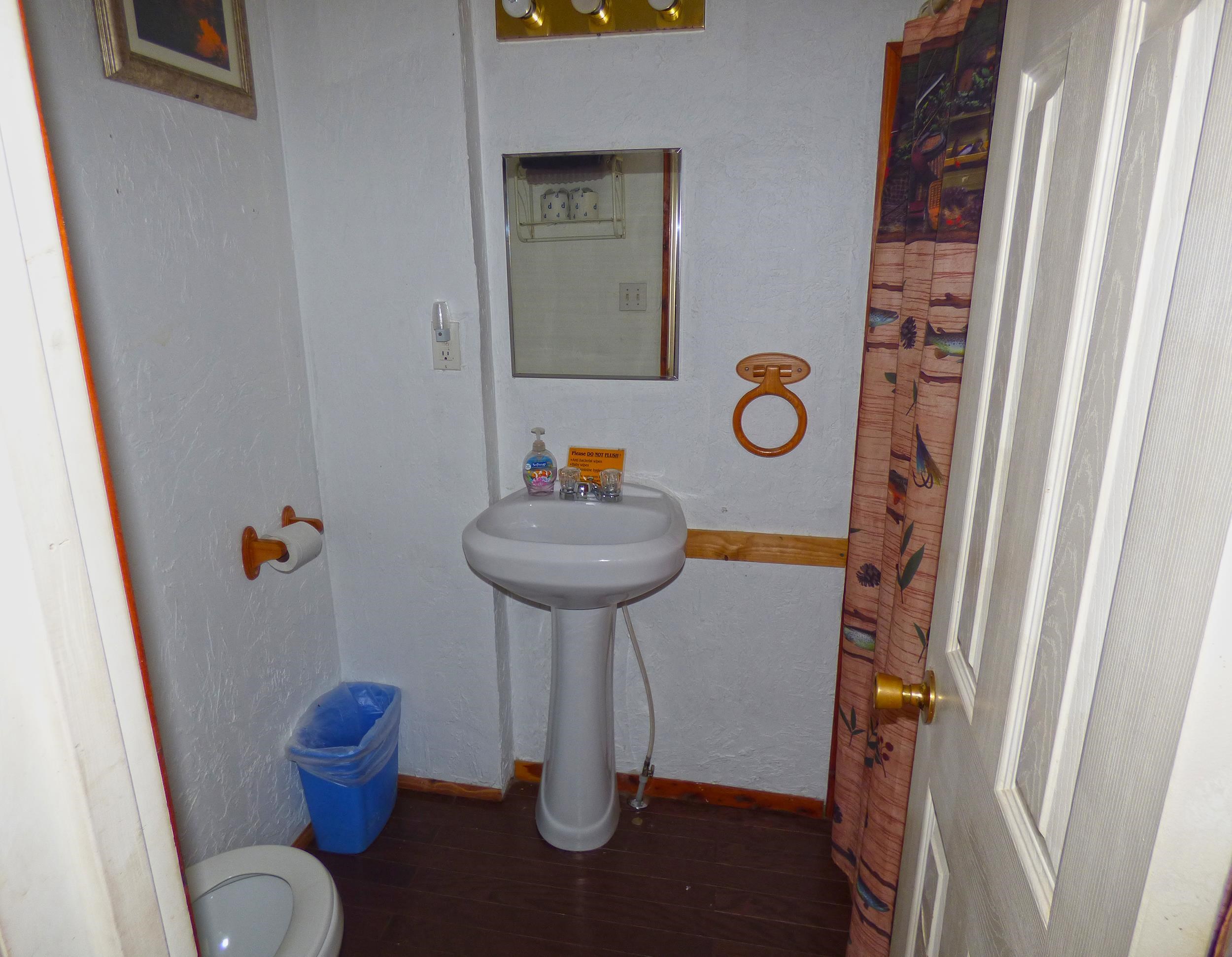 7230 Highway 289 North  Mammoth Spring, AR