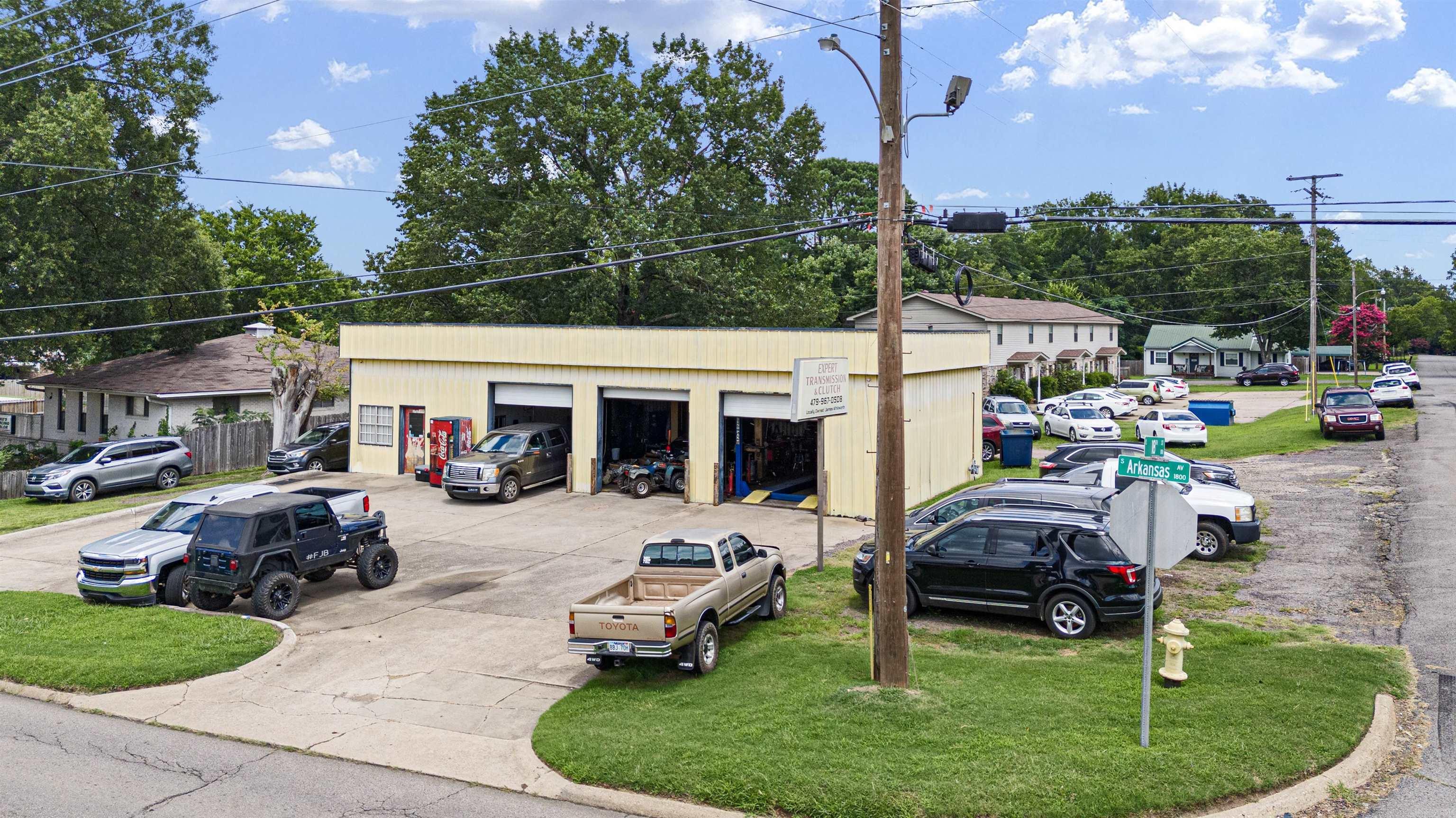 1717 S Arkansas  Russellville, AR