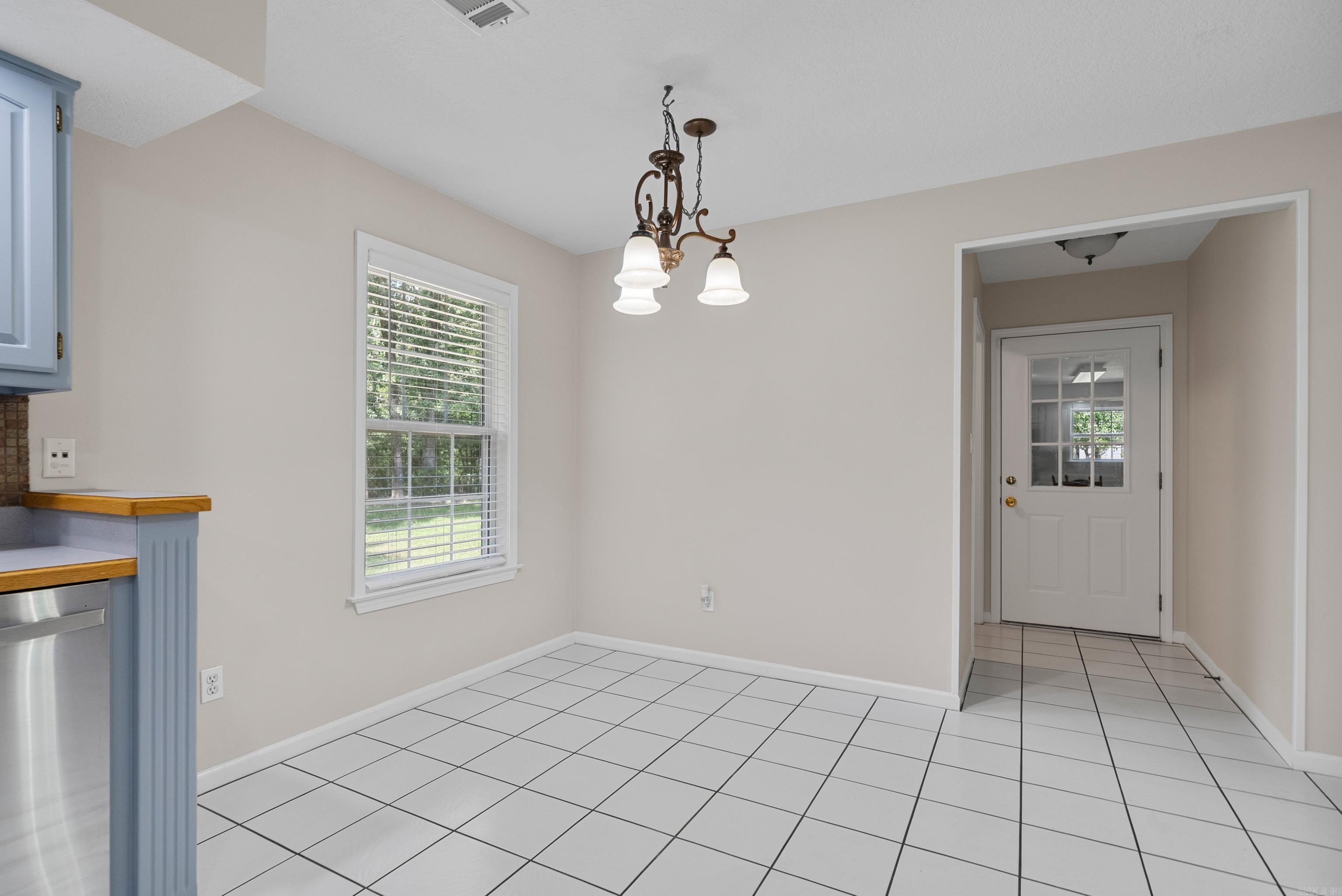 116 Parkway Sq  Pearcy, AR