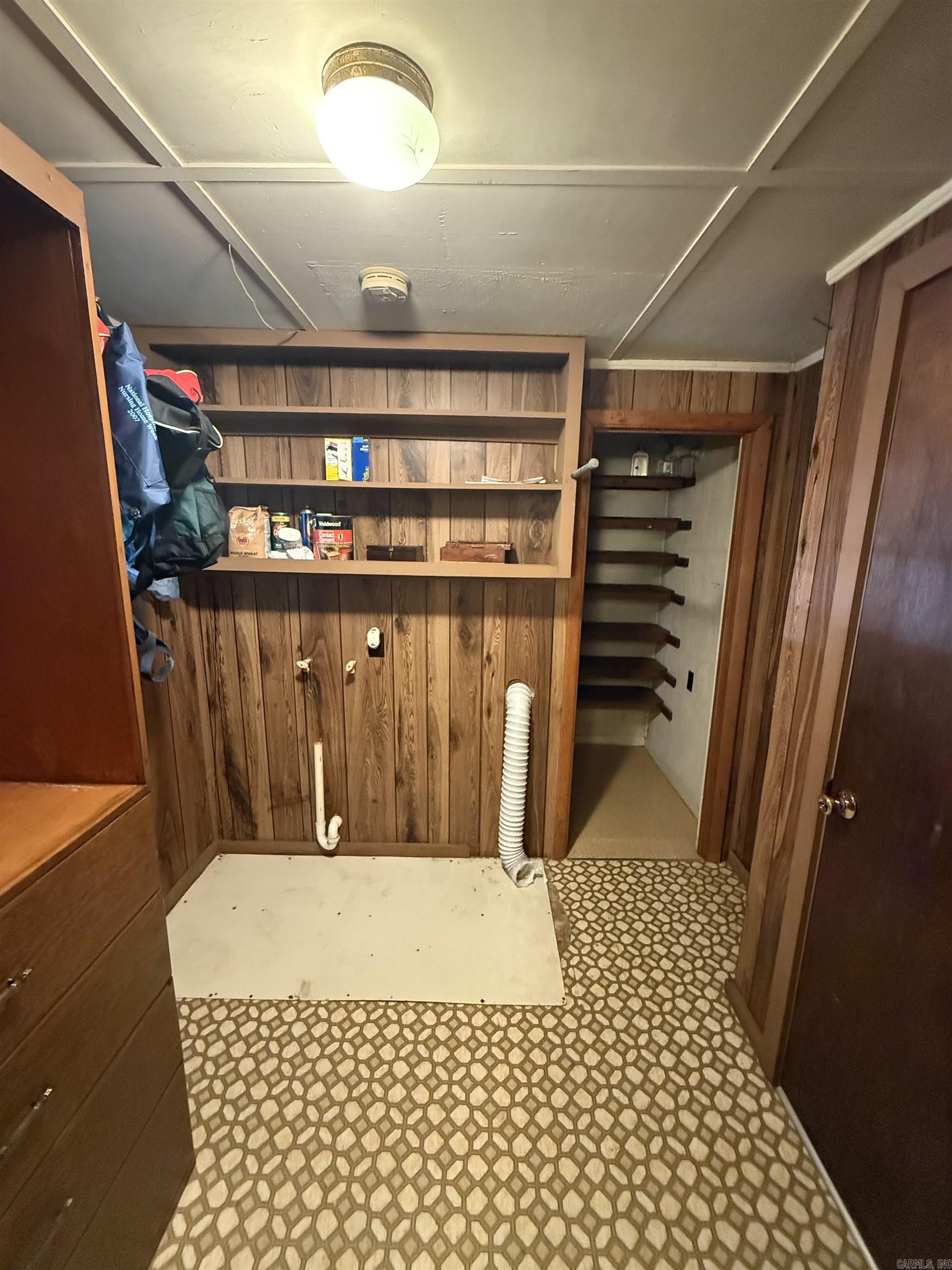 271 Poplar  Clinton, AR