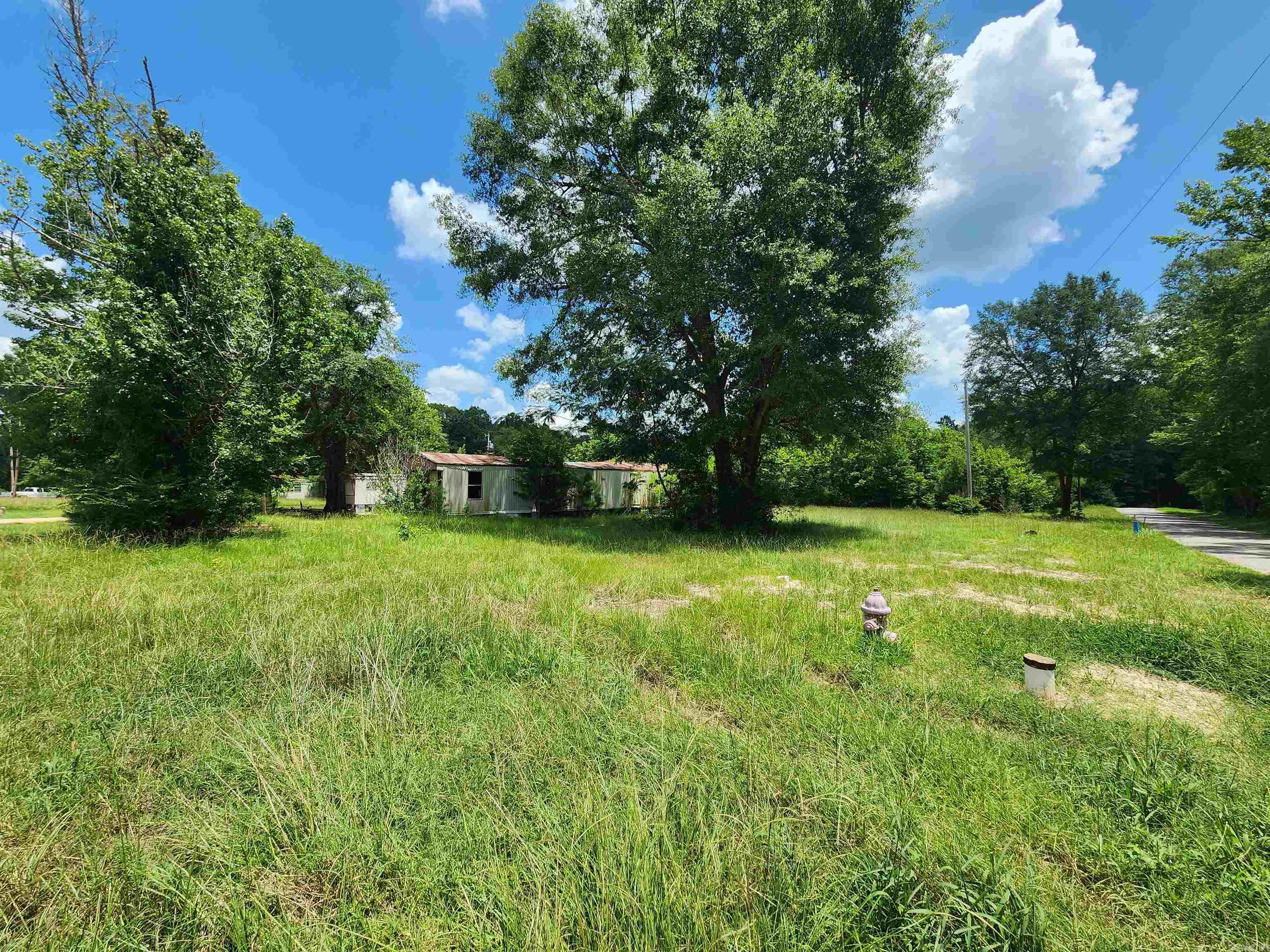800 N Plum  Junction City, AR