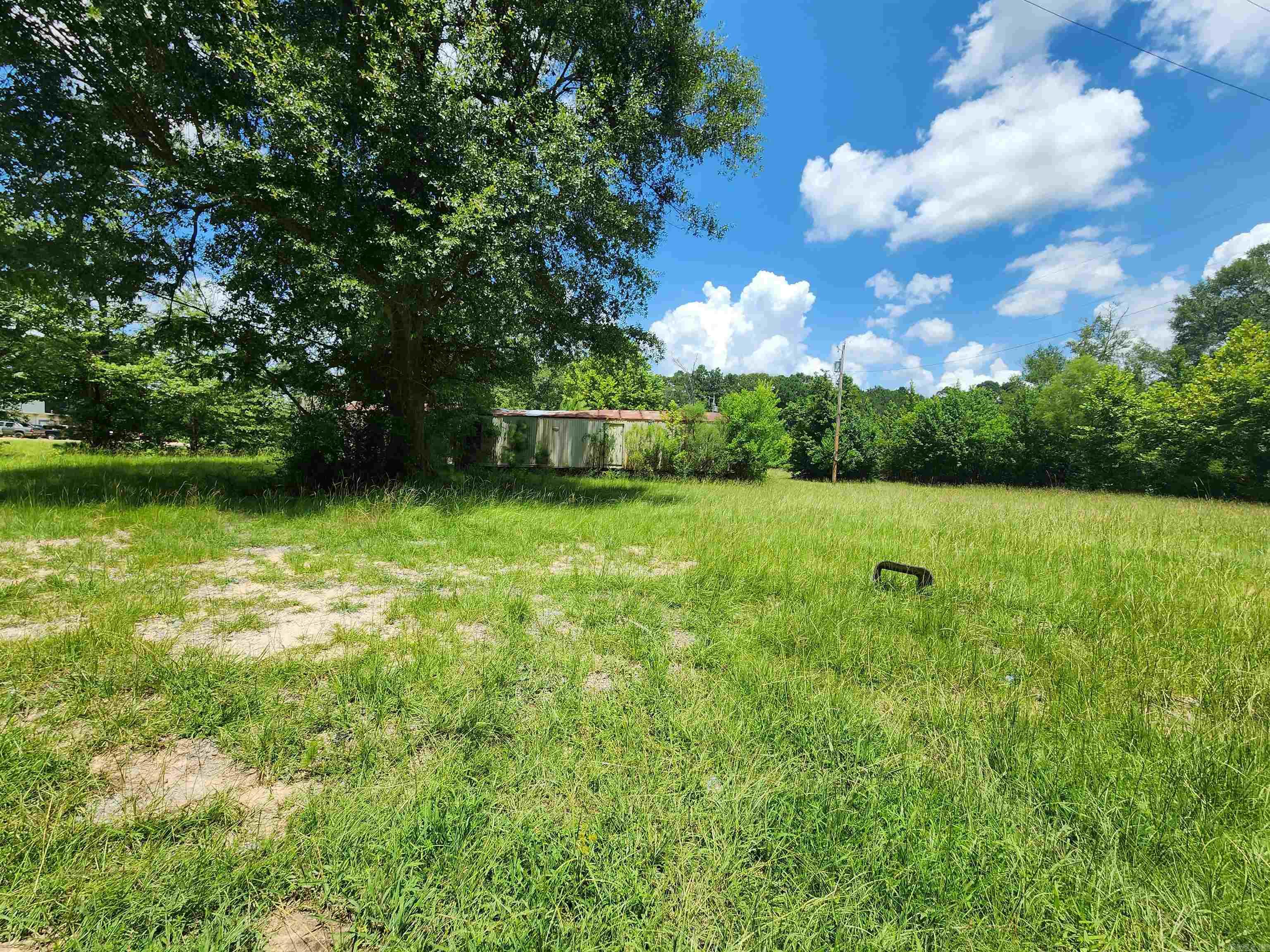 800 N Plum  Junction City, AR