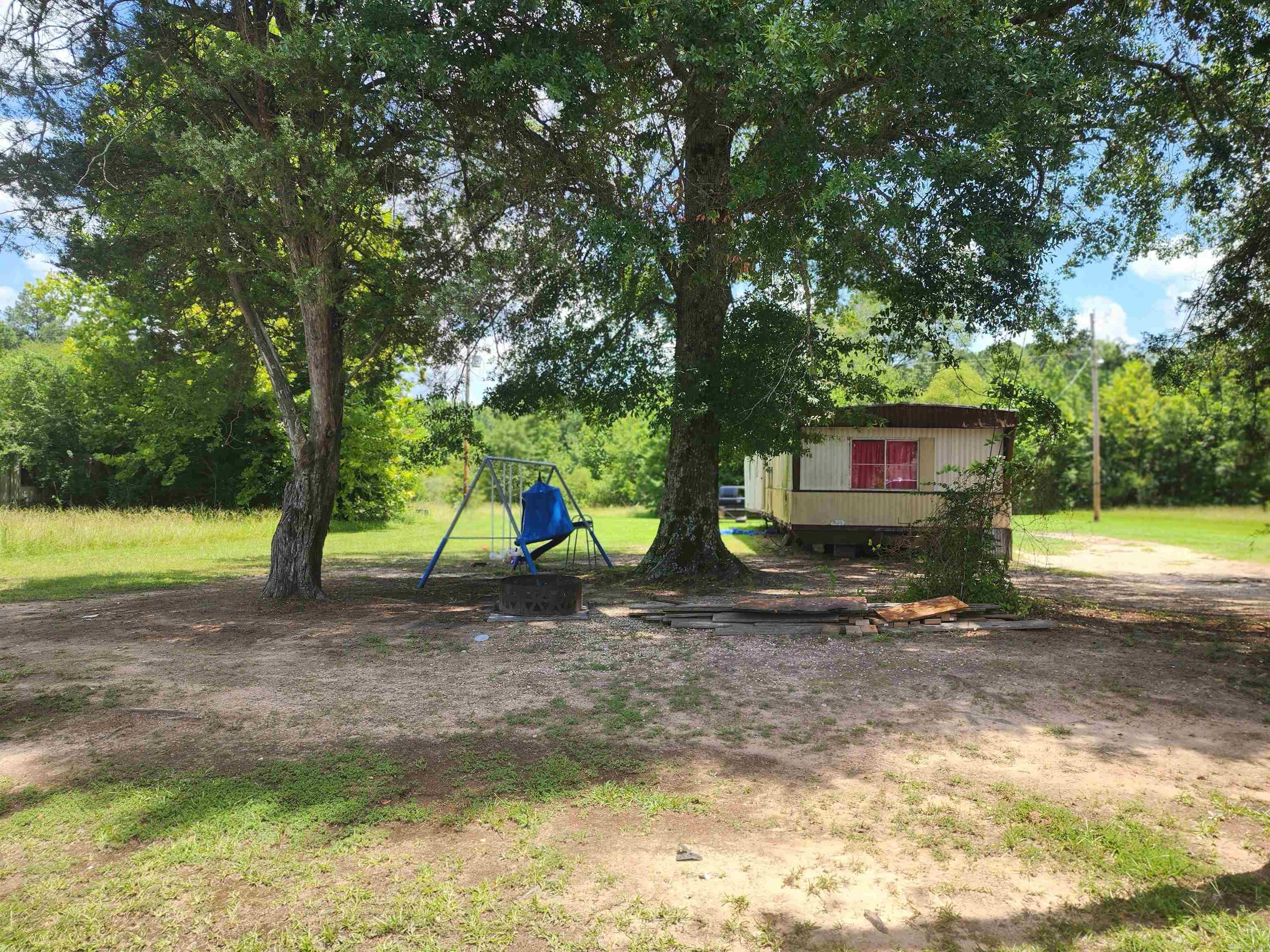 800 N Plum  Junction City, AR