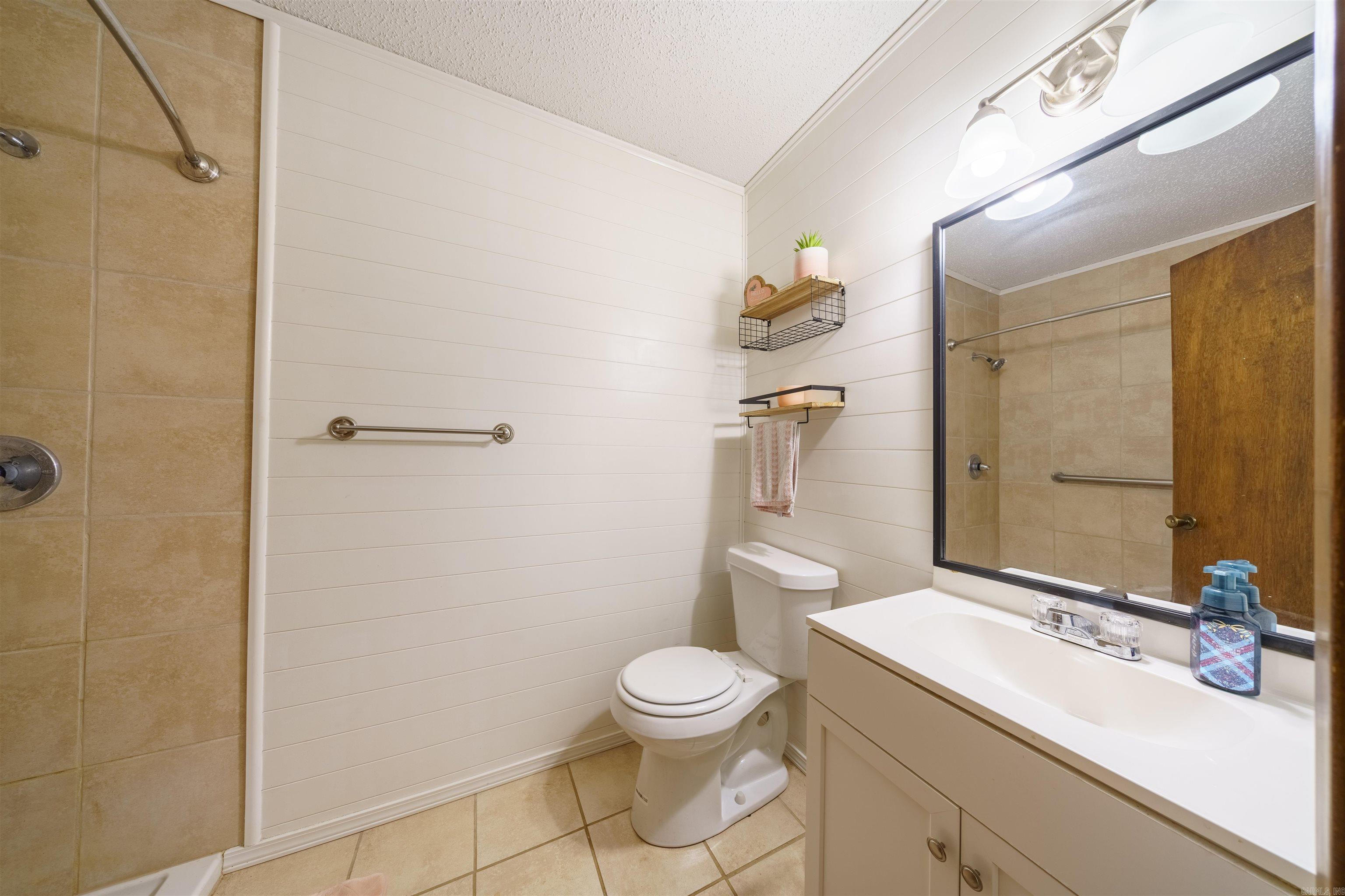 65 oak  Ash Flat, AR