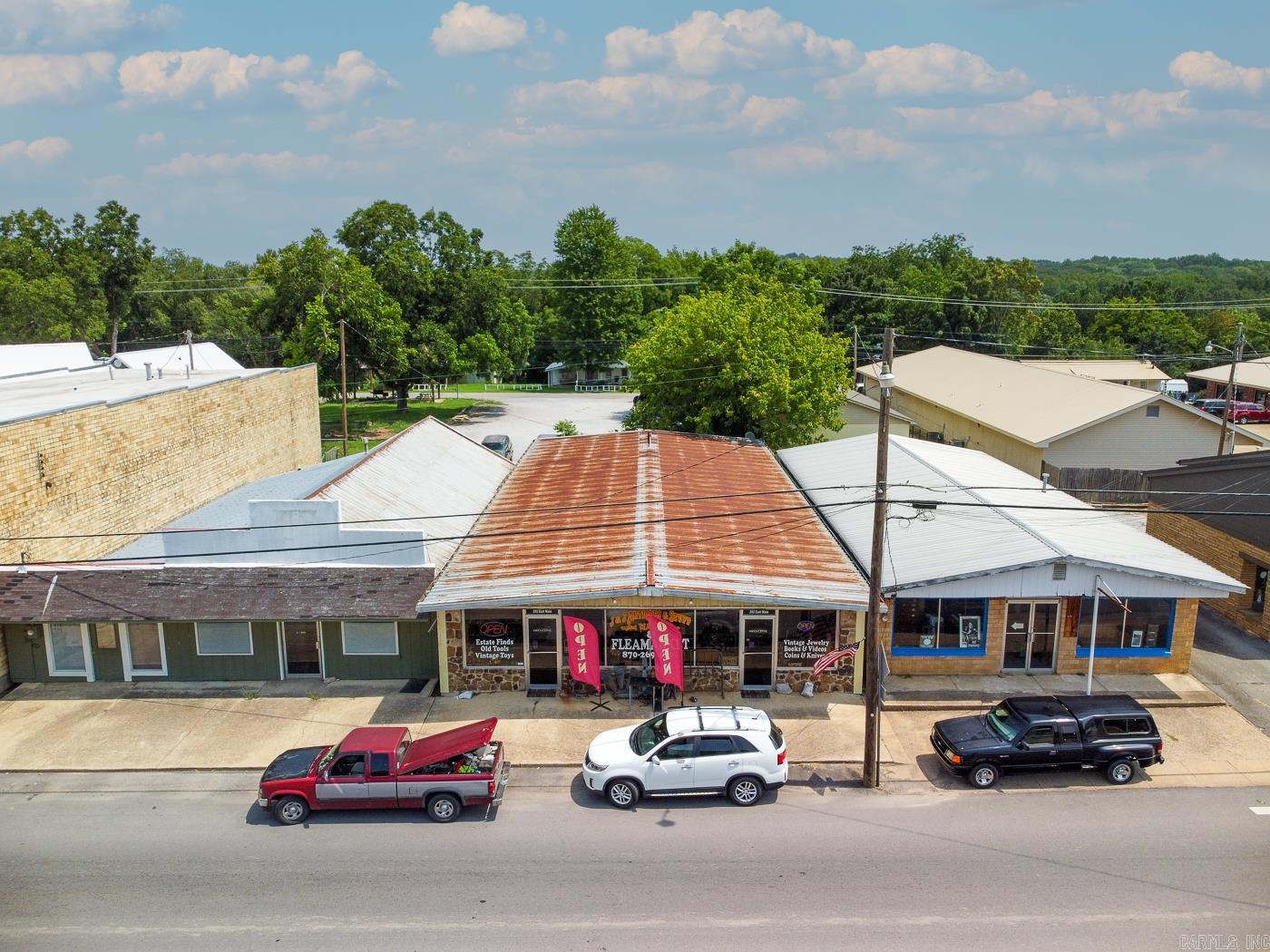 202 E Main  Mountain View, AR
