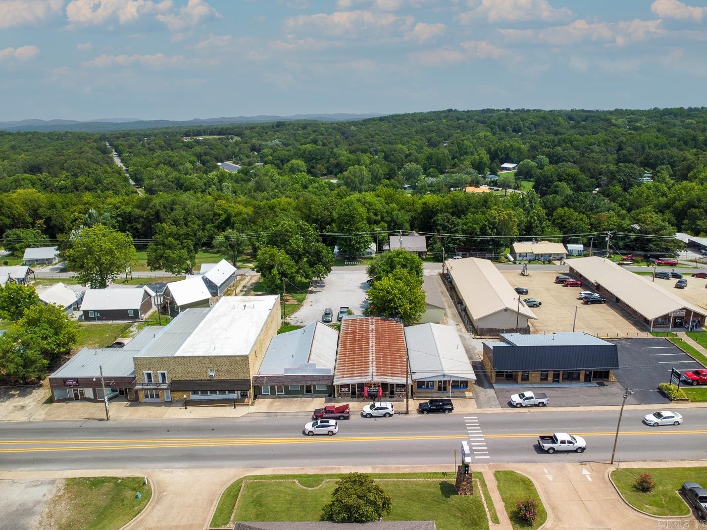 202 E Main  Mountain View, AR