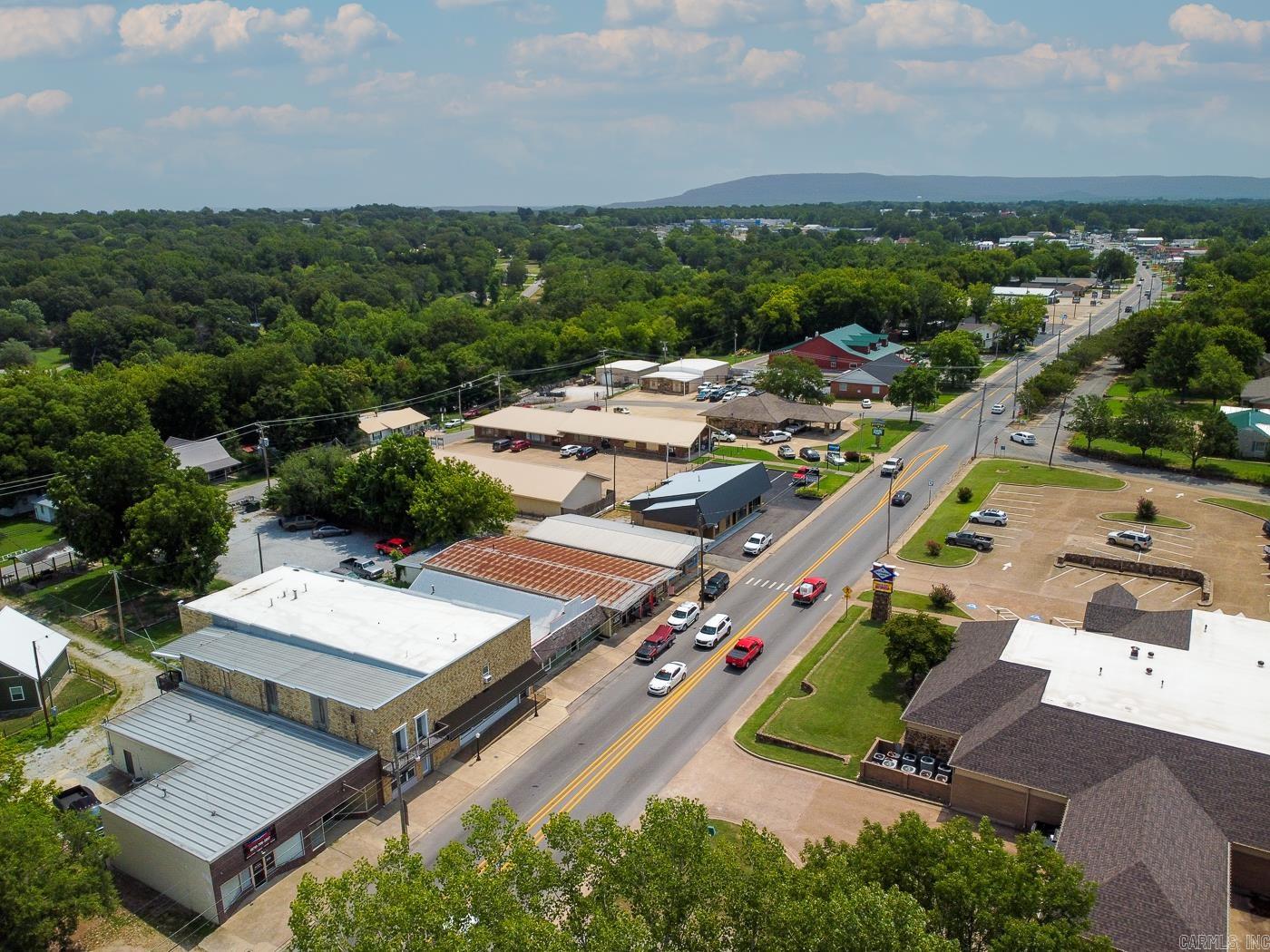 202 E Main  Mountain View, AR