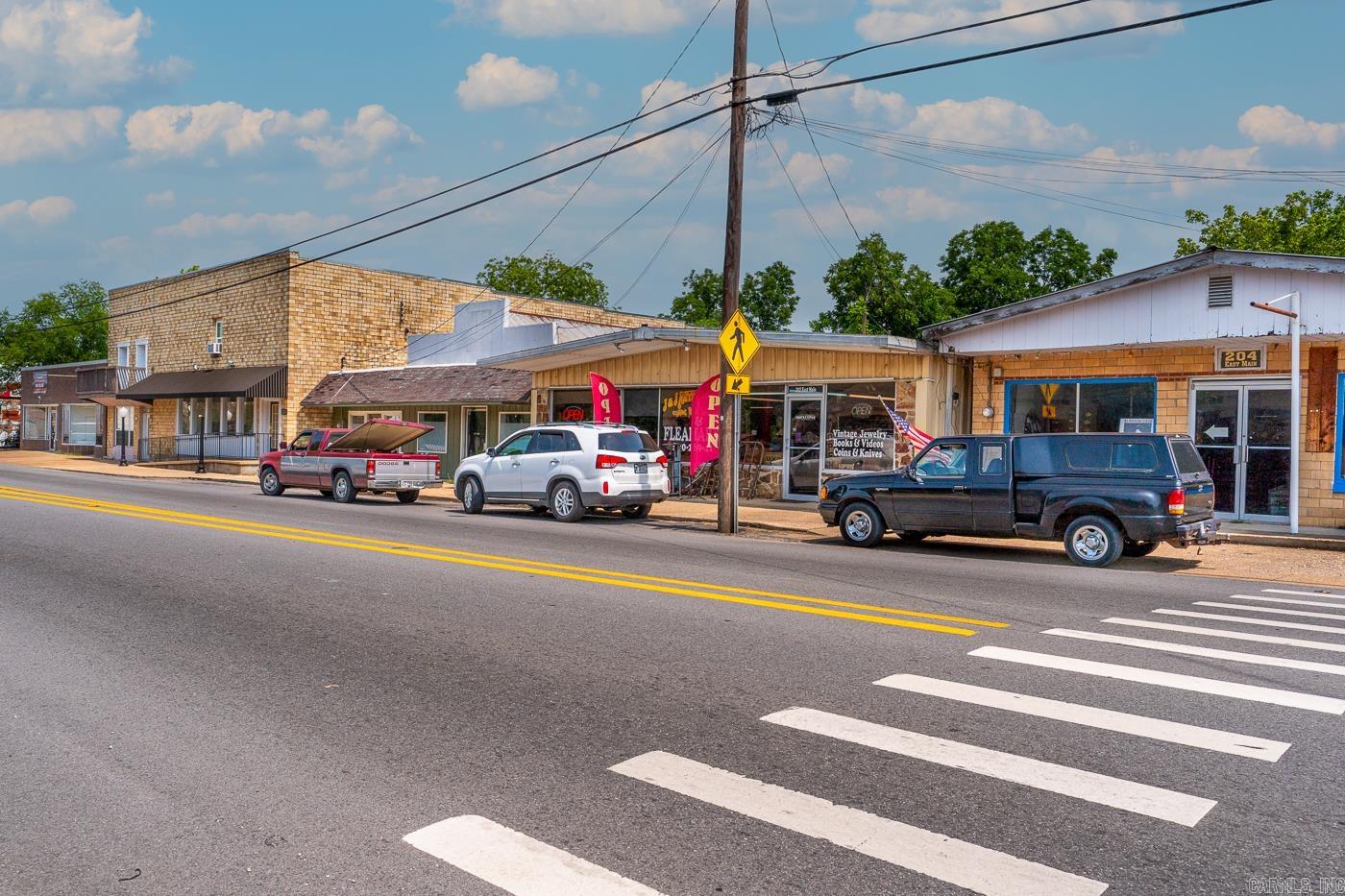 202 E Main  Mountain View, AR