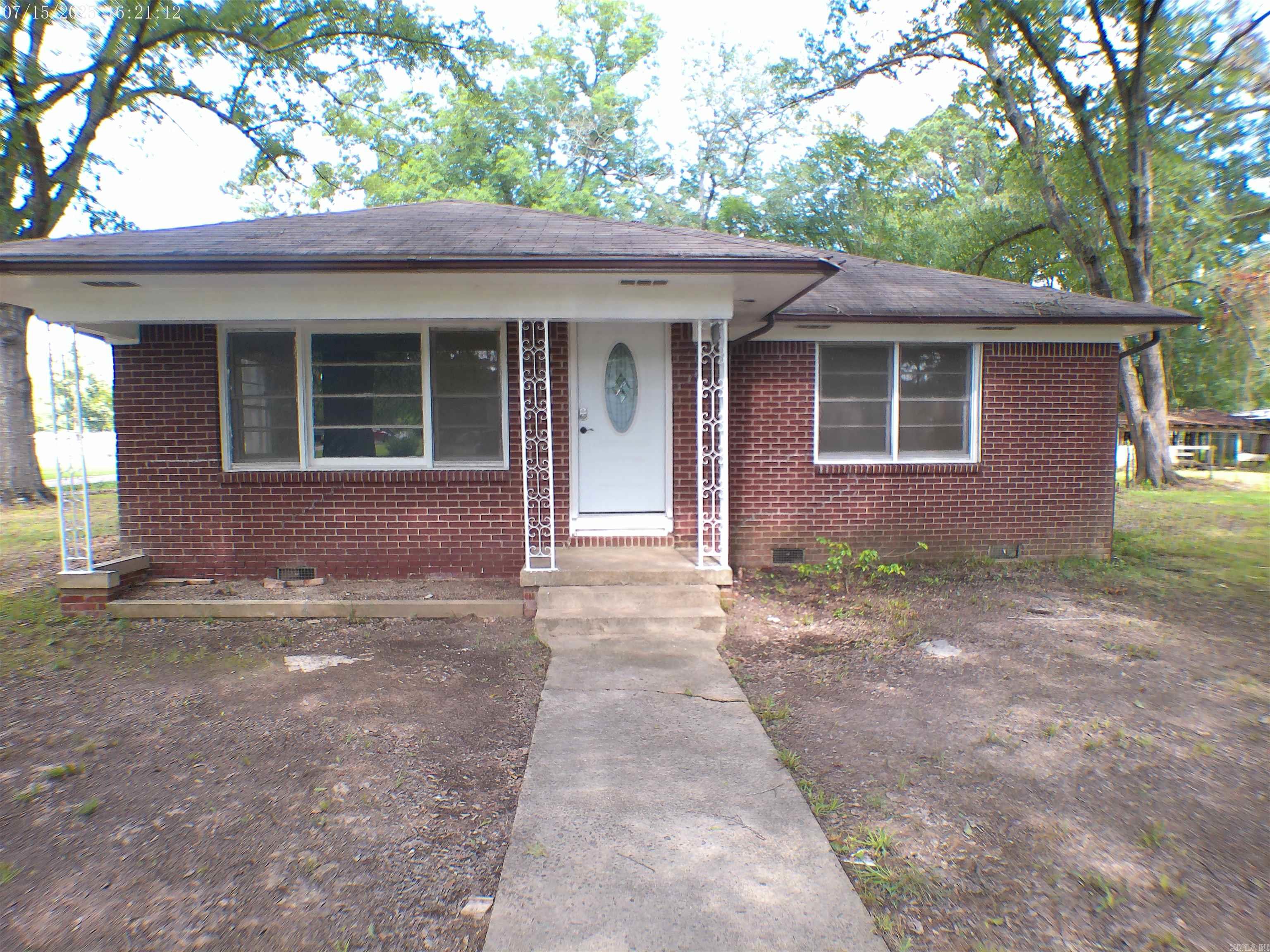 109 N. 7th  Gurdon, AR