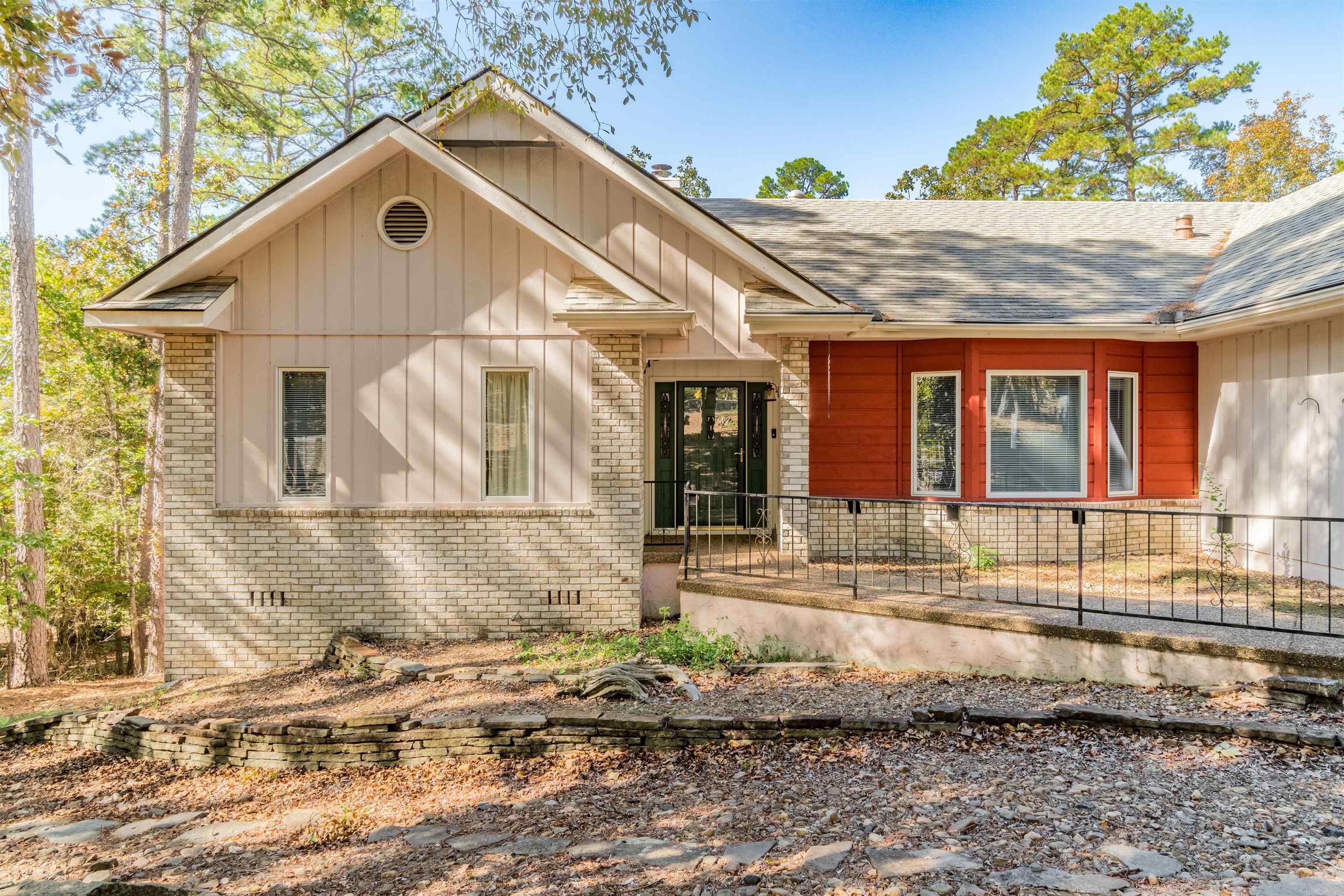 26 Sosegado Lane  Hot Springs Village, AR