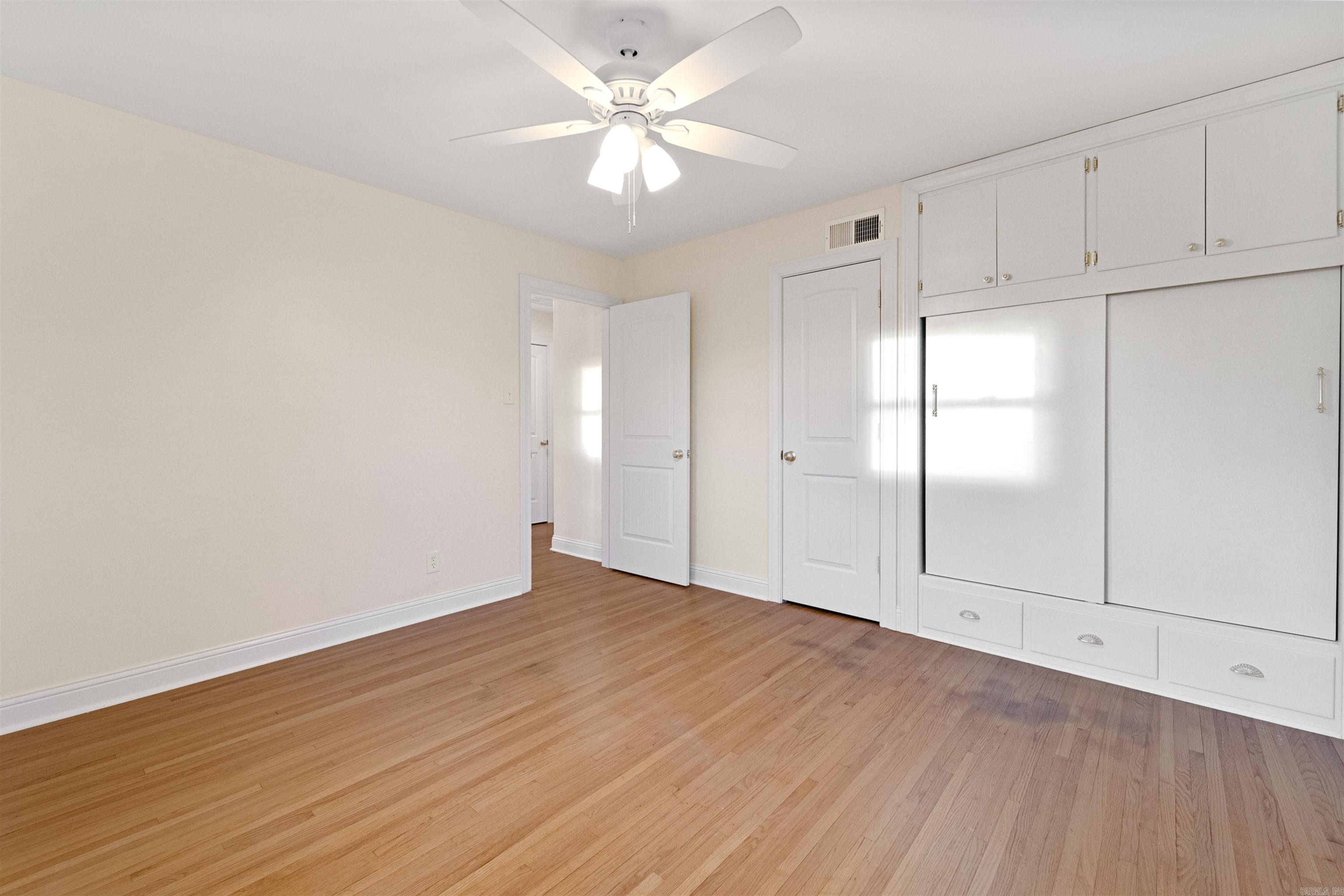 1607 Grove Hill  North Little Rock, AR