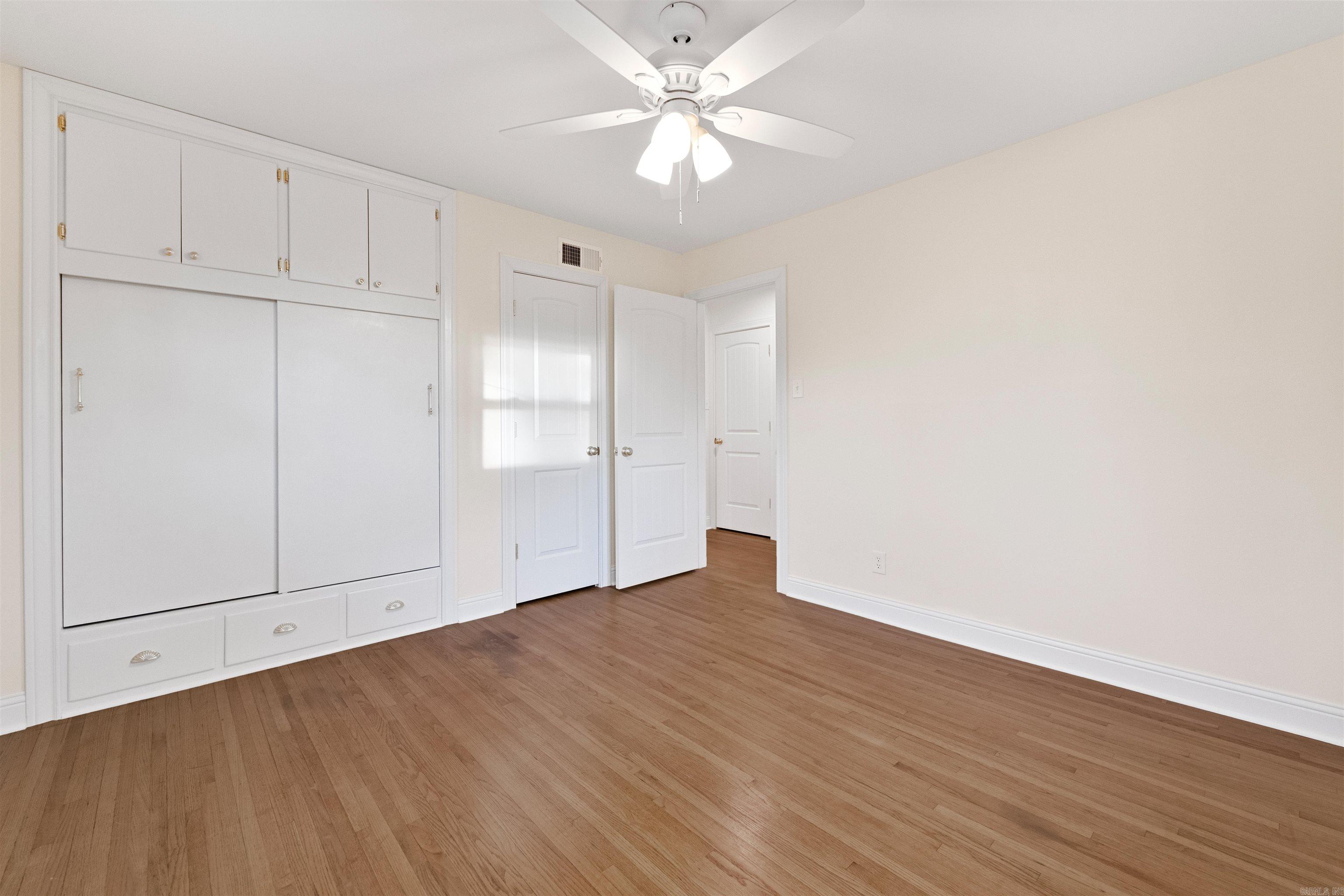 1607 Grove Hill  North Little Rock, AR