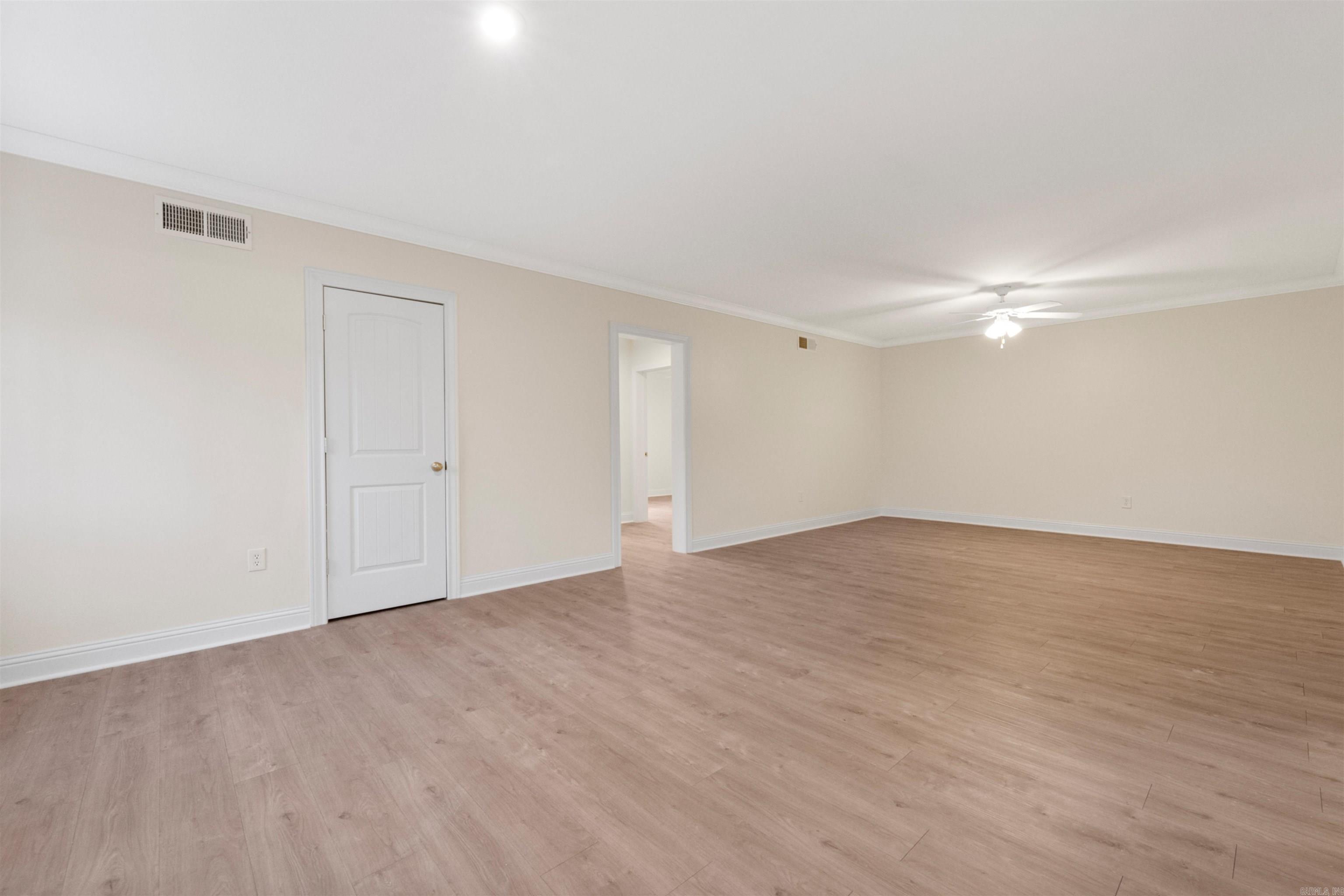 1607 Grove Hill  North Little Rock, AR
